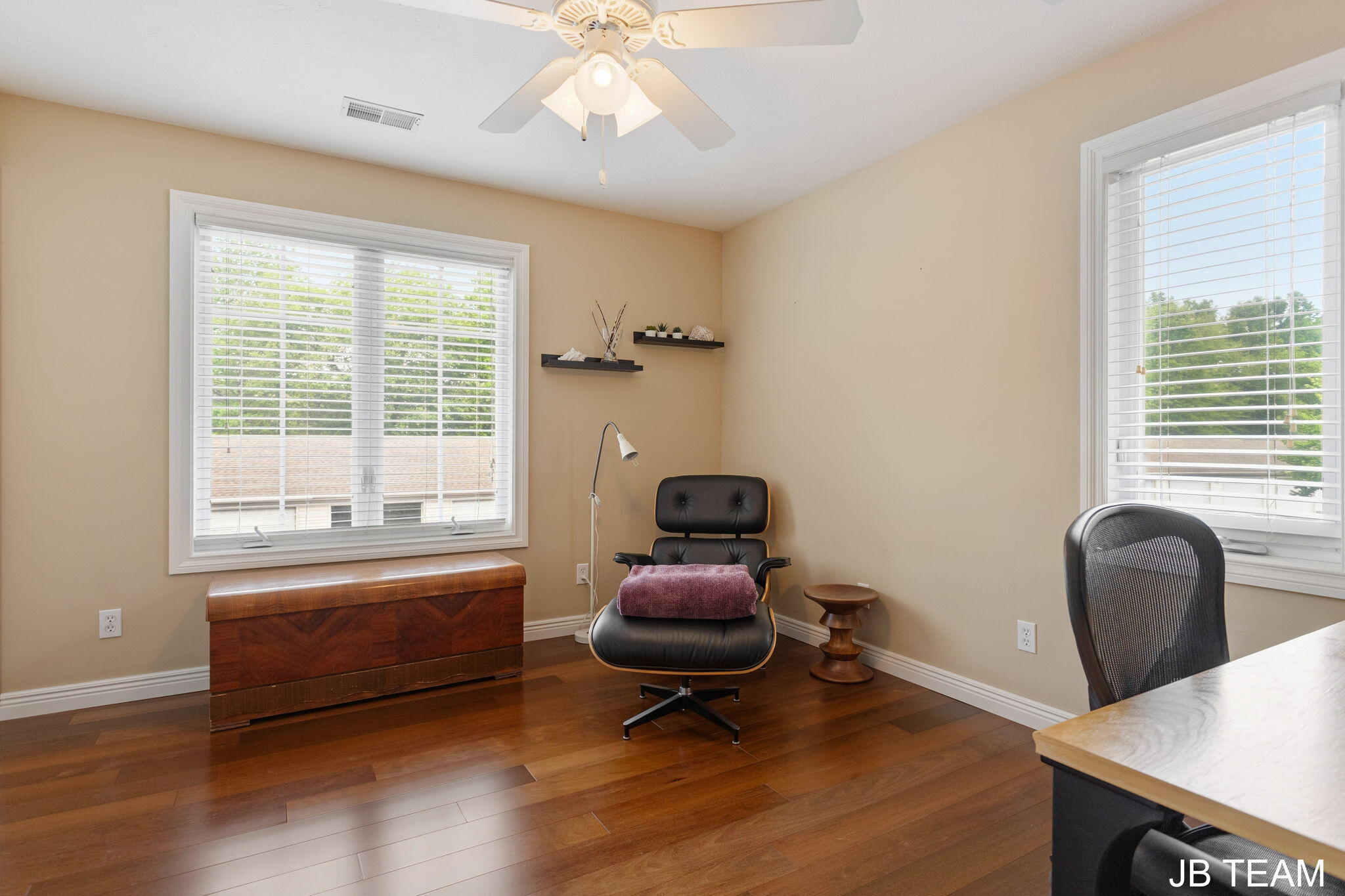 3042 W Crystal Waters Drive Holland MI 49424