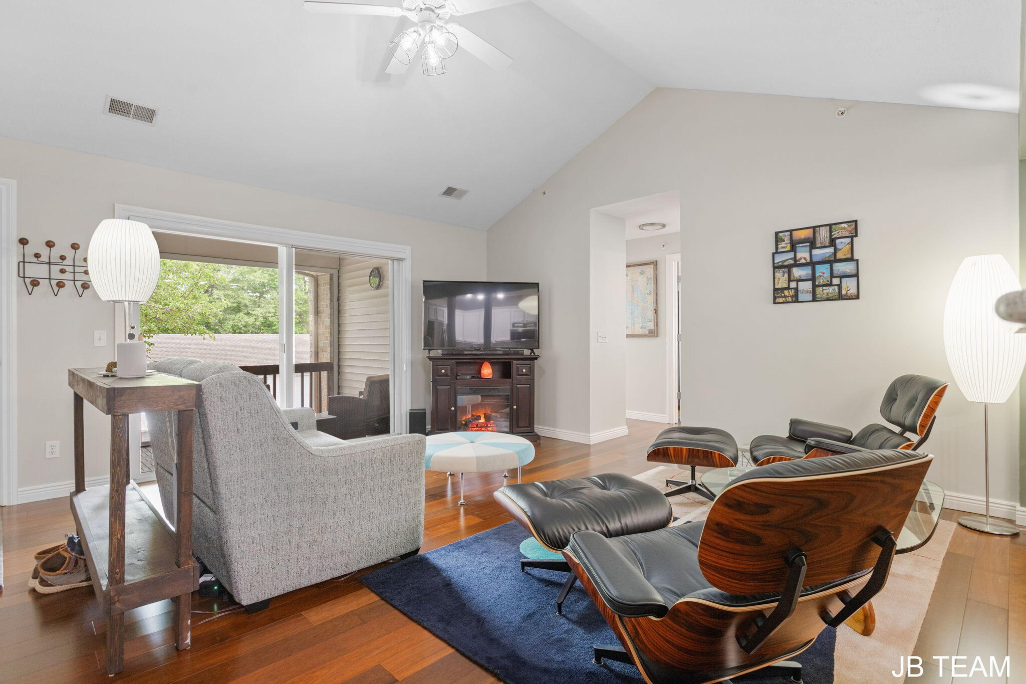 3042 W Crystal Waters Drive Holland MI 49424