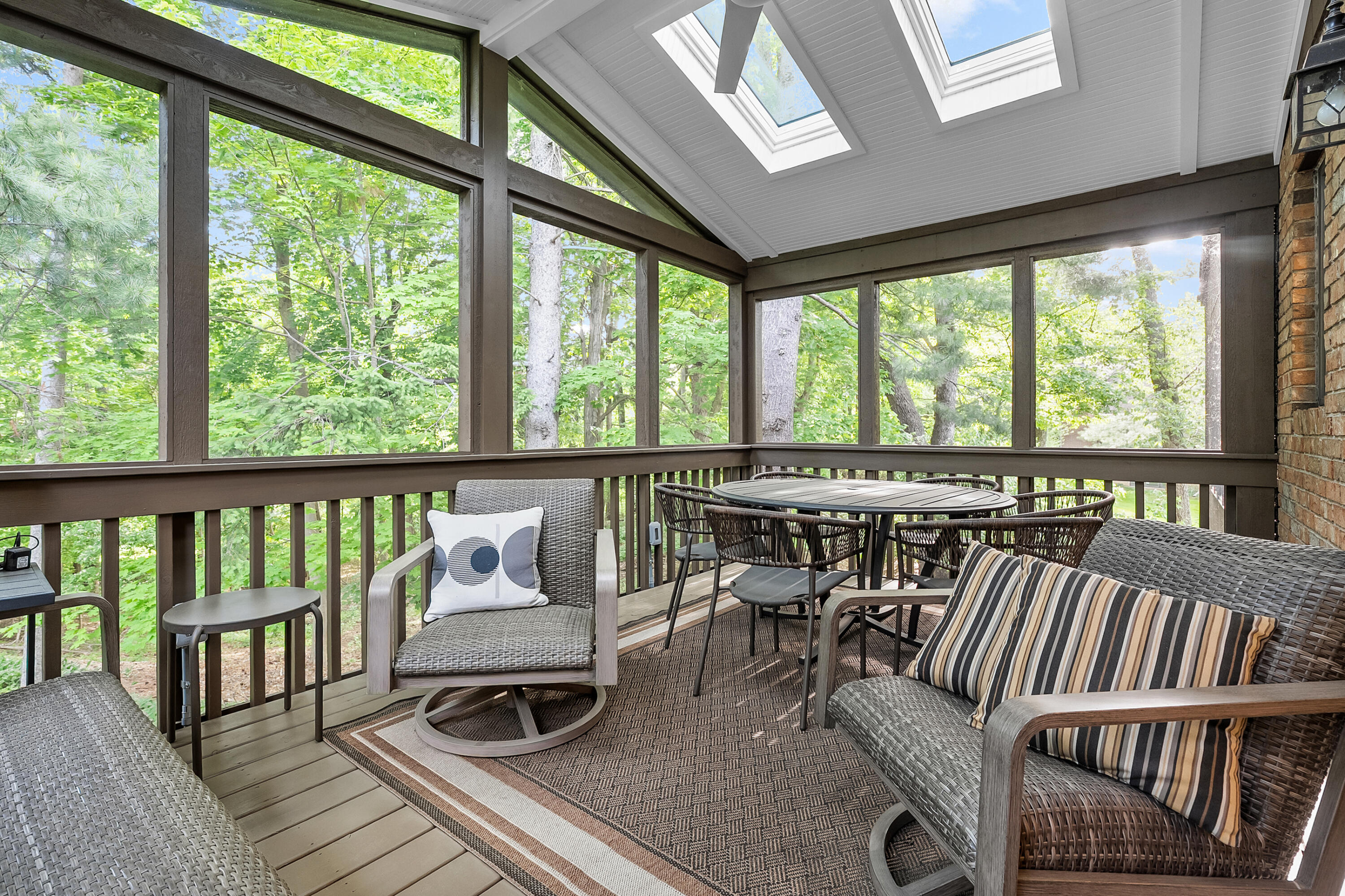 121 Pine Cove Circle Kalamazoo MI 49006