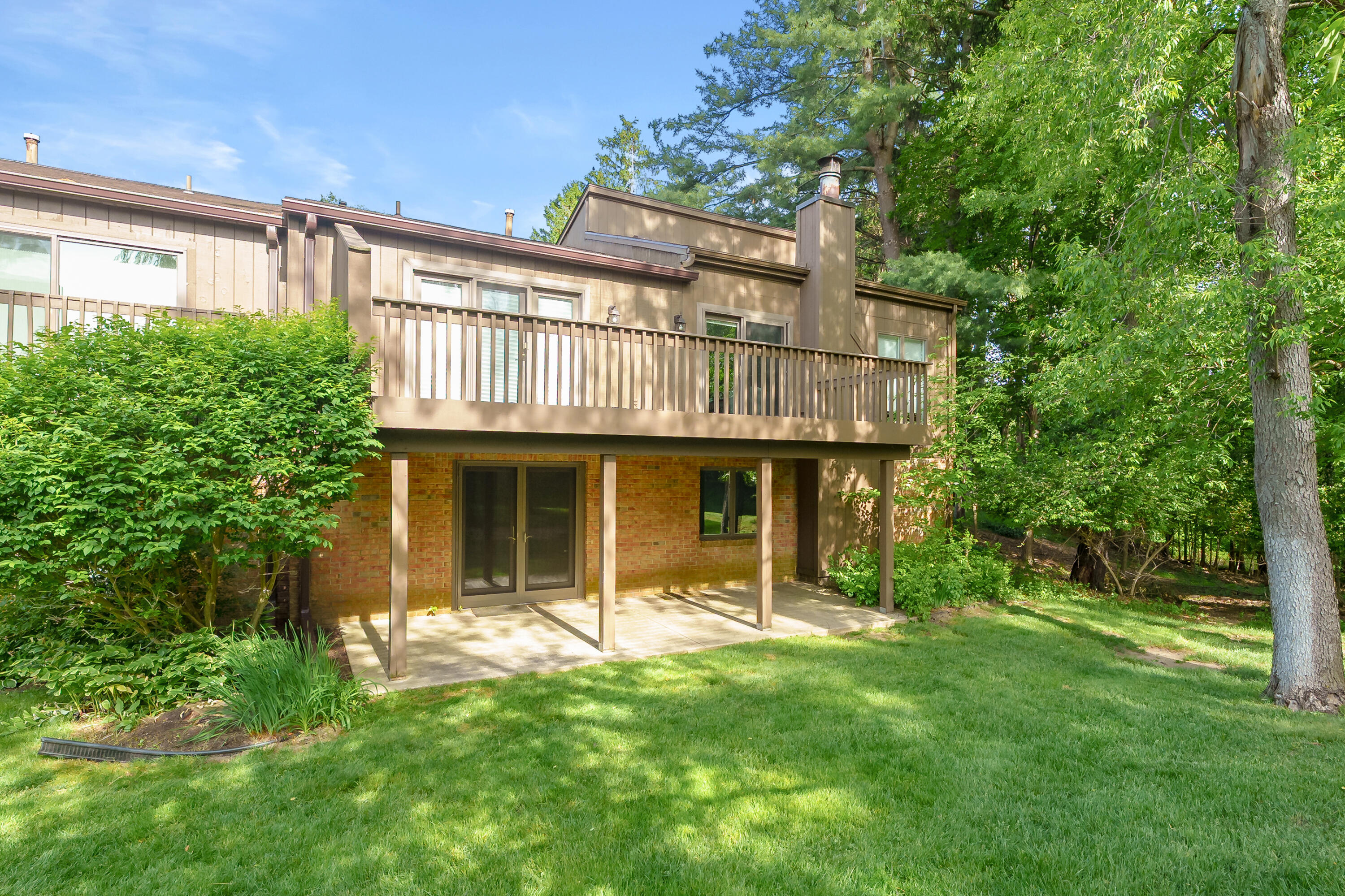 121 Pine Cove Circle Kalamazoo MI 49006