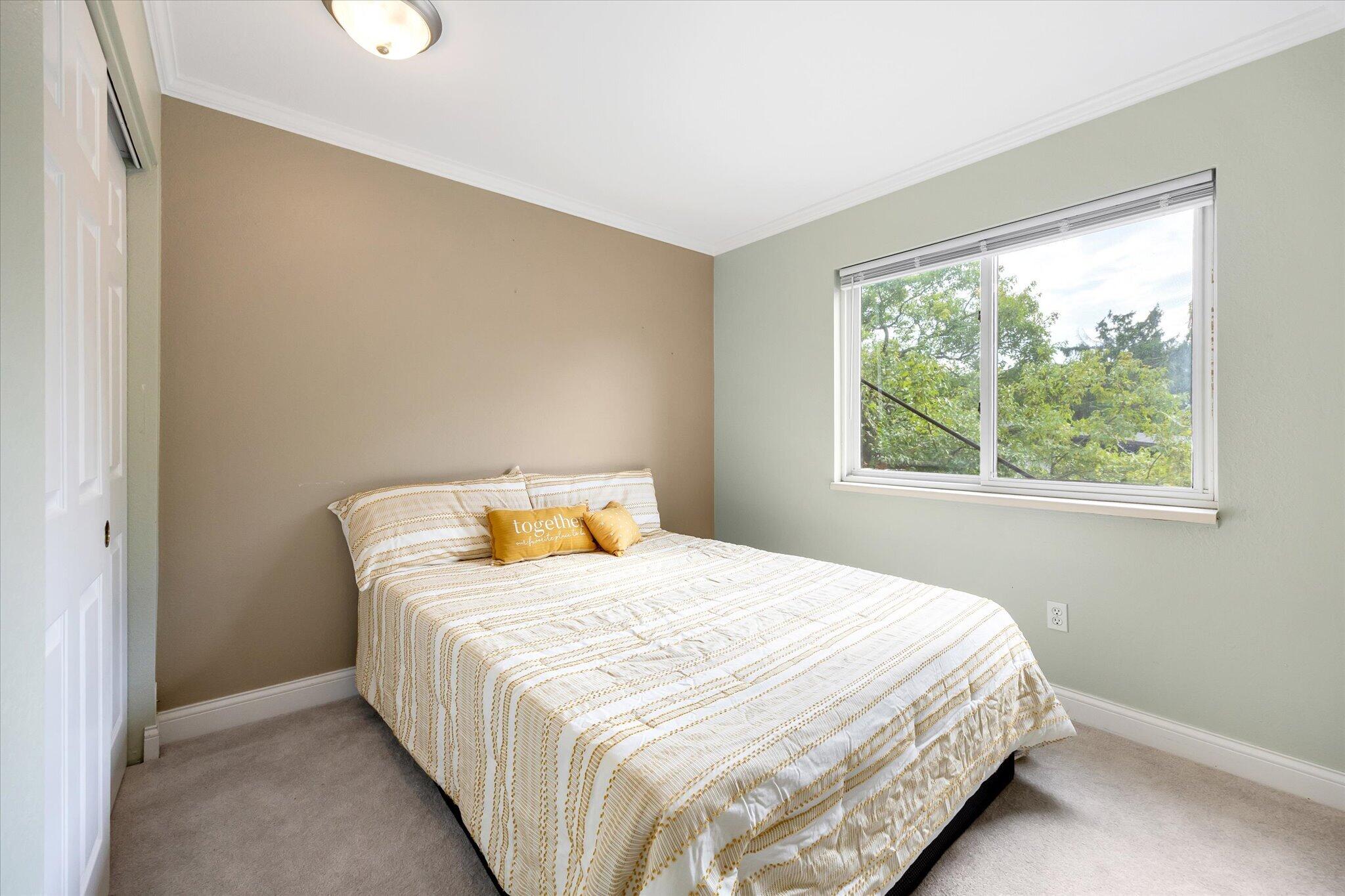 3344 Devonwood Hills NE Grand Rapids MI 49525