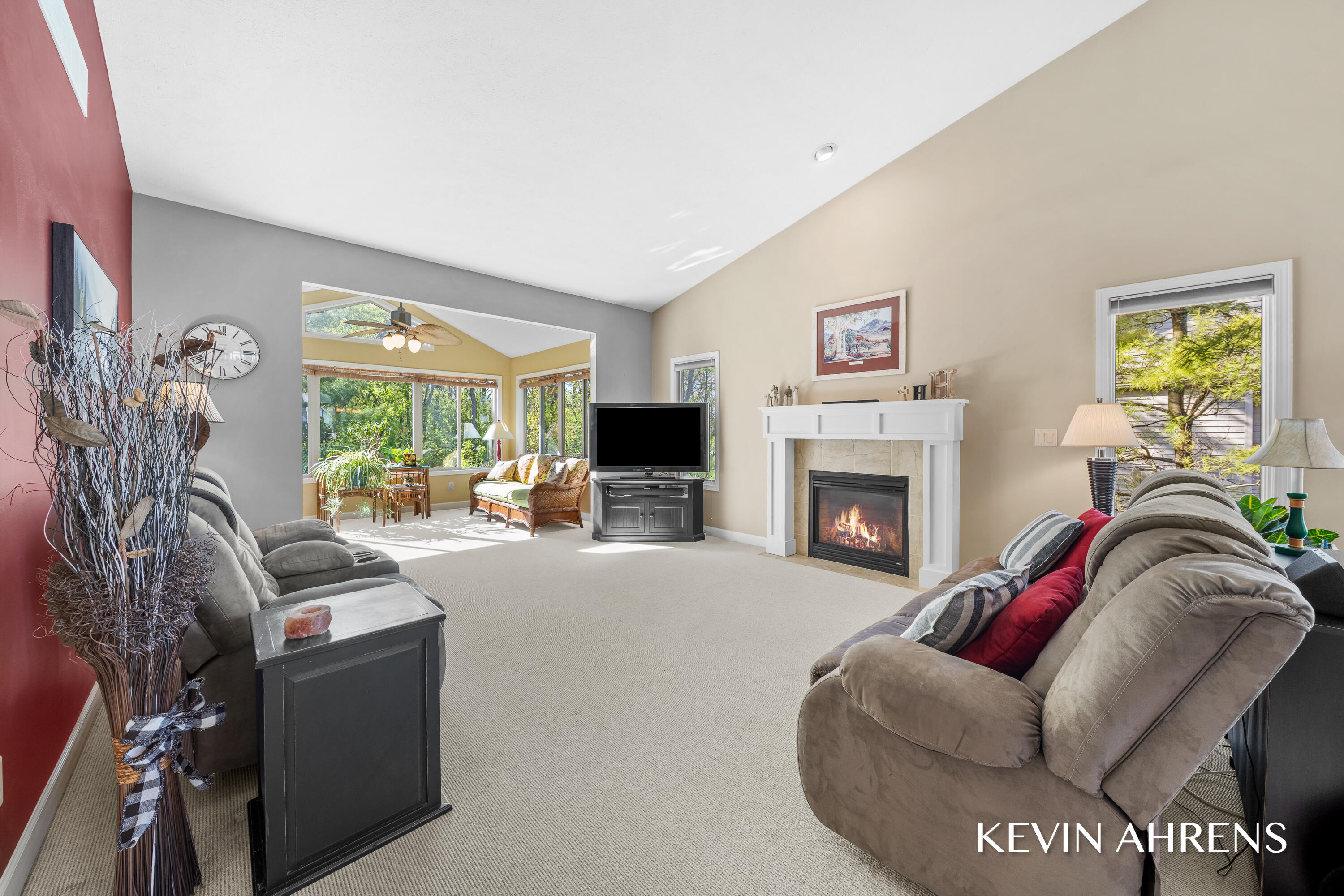 4366 Willow Ln Drive NE Grand Rapids MI 49525