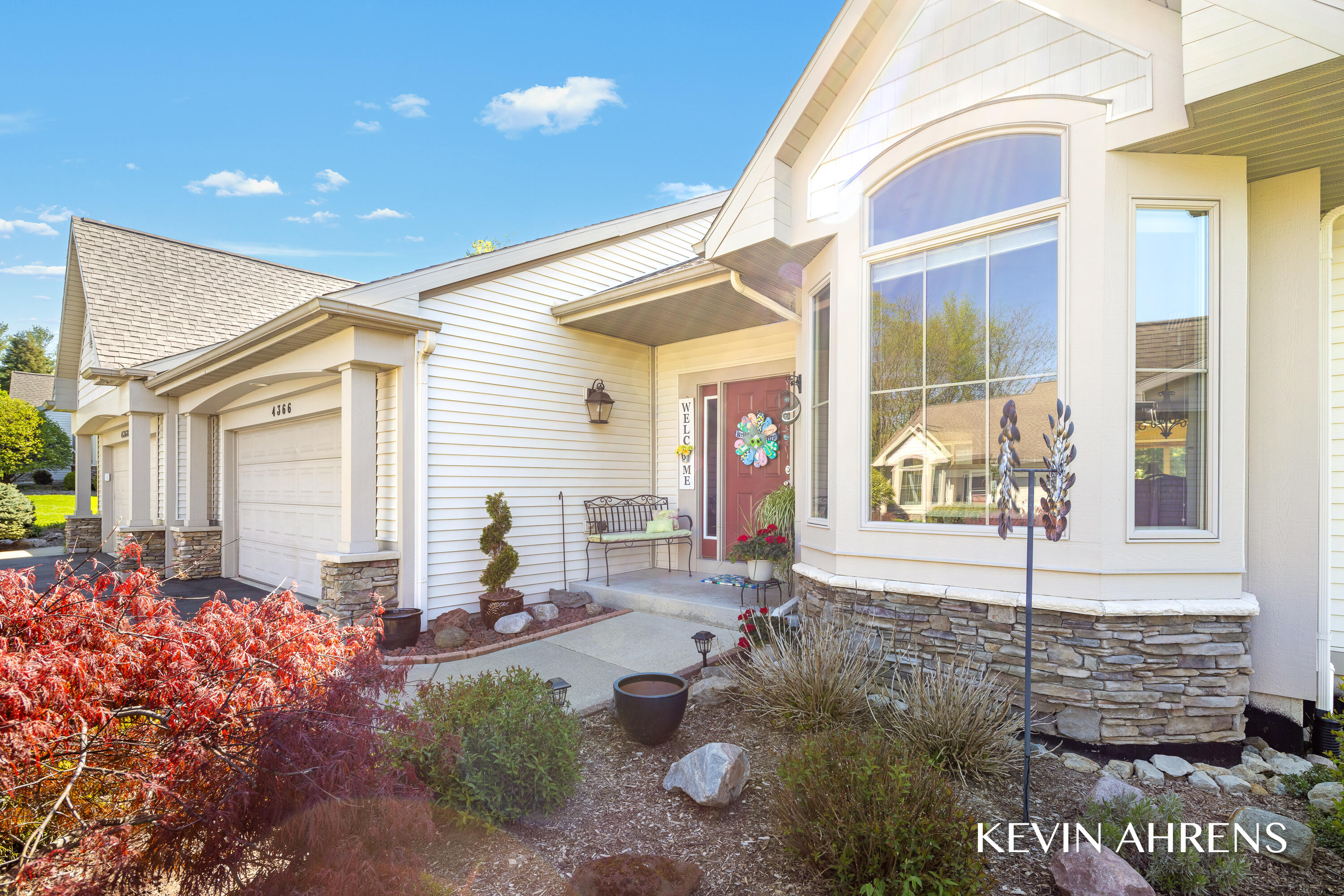 4366 Willow Ln Drive NE Grand Rapids MI 49525