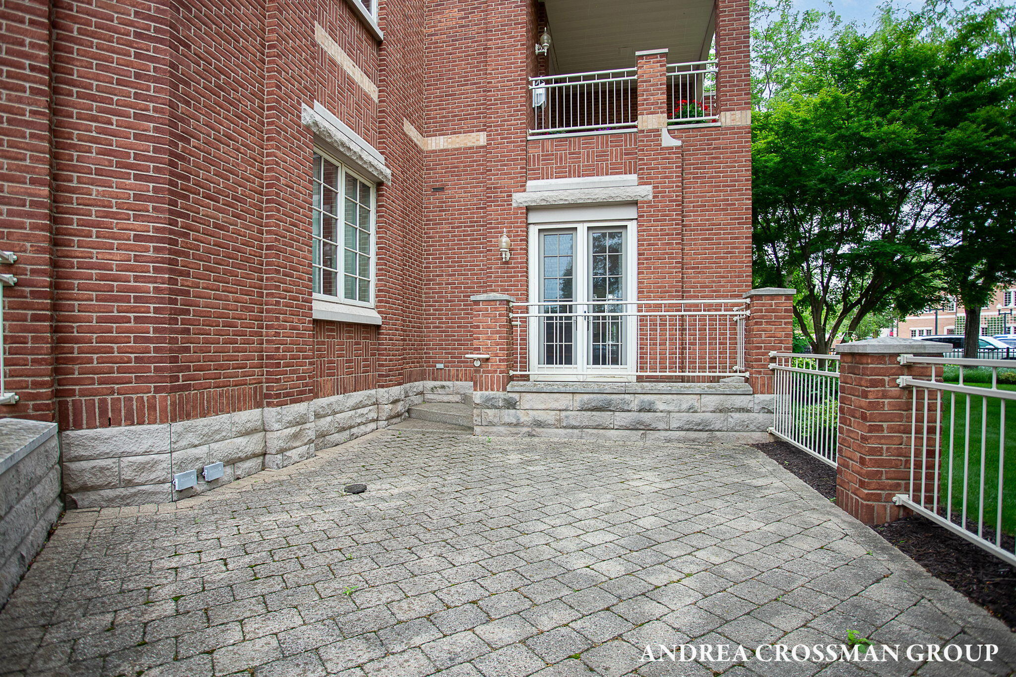 141 Central Avenue Holland MI 49423