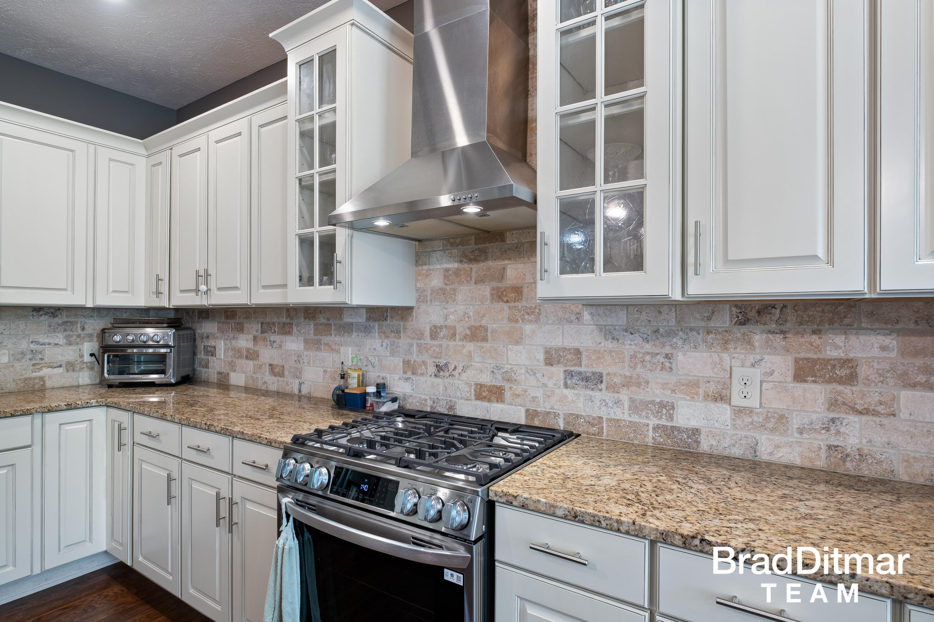 539 W Abbey Mill Drive SE Ada MI 49301
