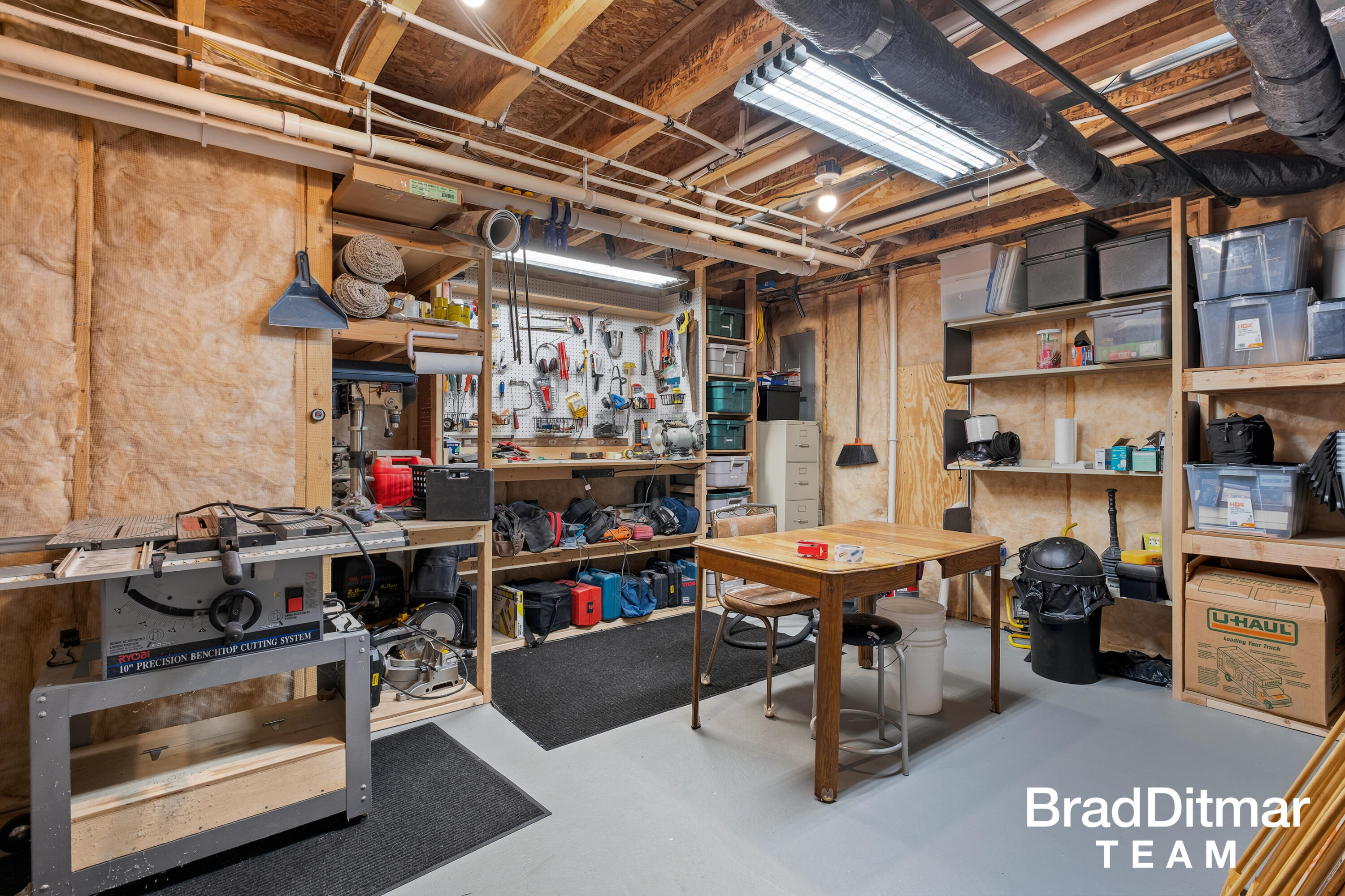 539 W Abbey Mill Drive SE Ada MI 49301