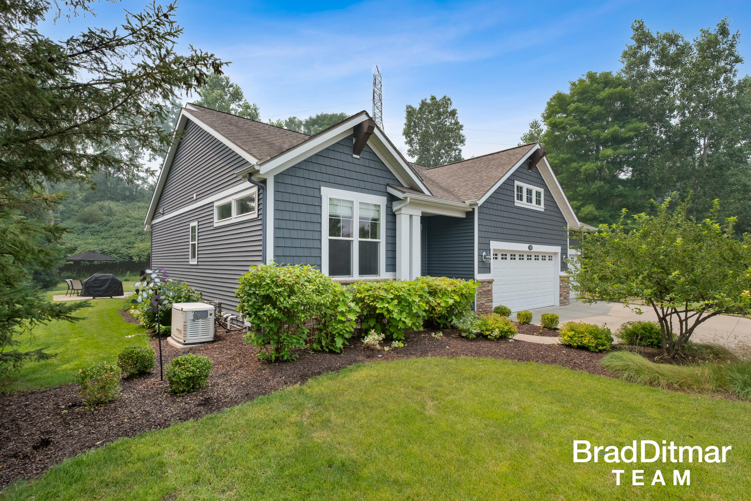539 W Abbey Mill Drive SE Ada MI 49301