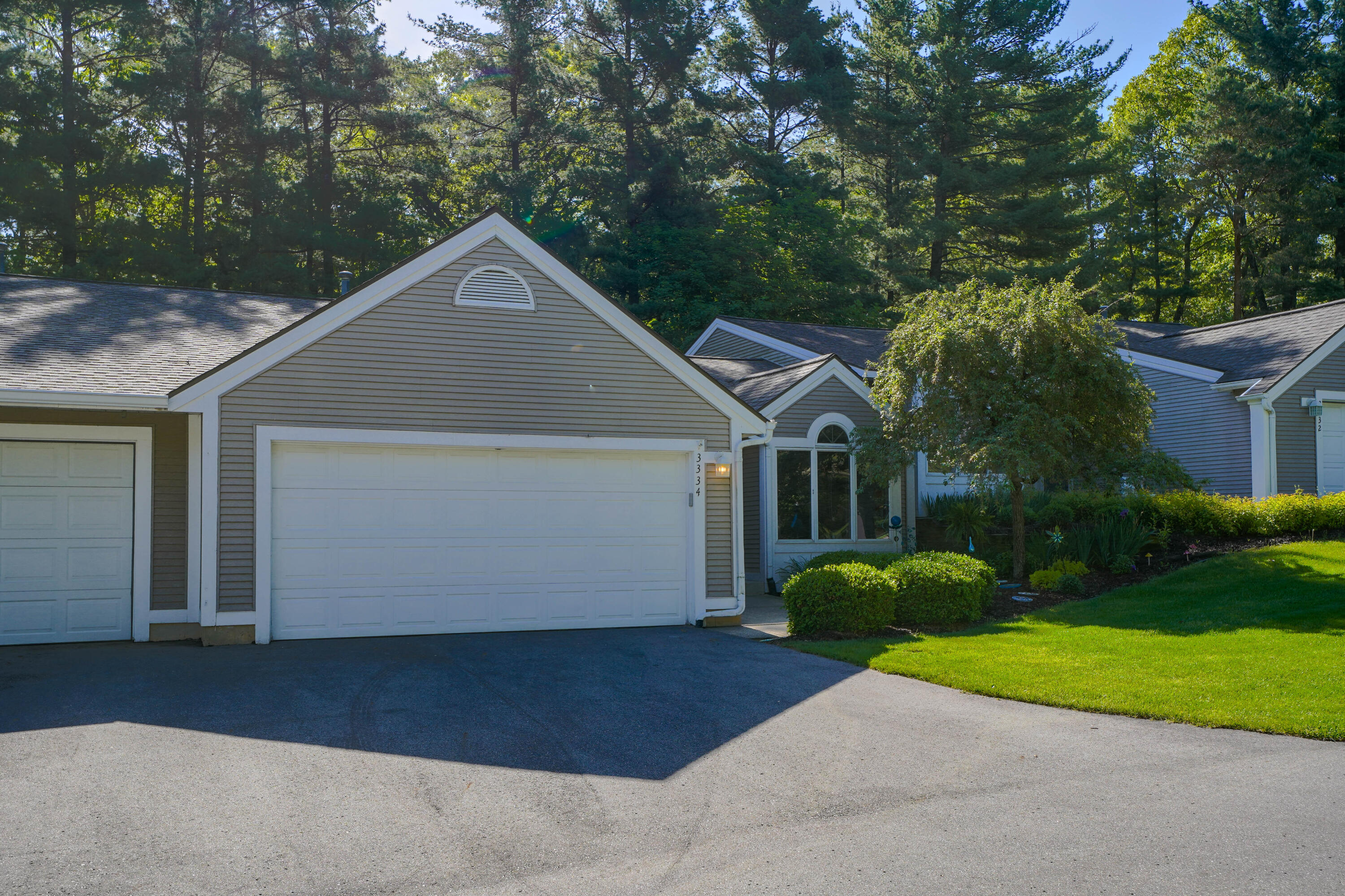 3334 Woodwind Drive NE Grand Rapids MI 49525