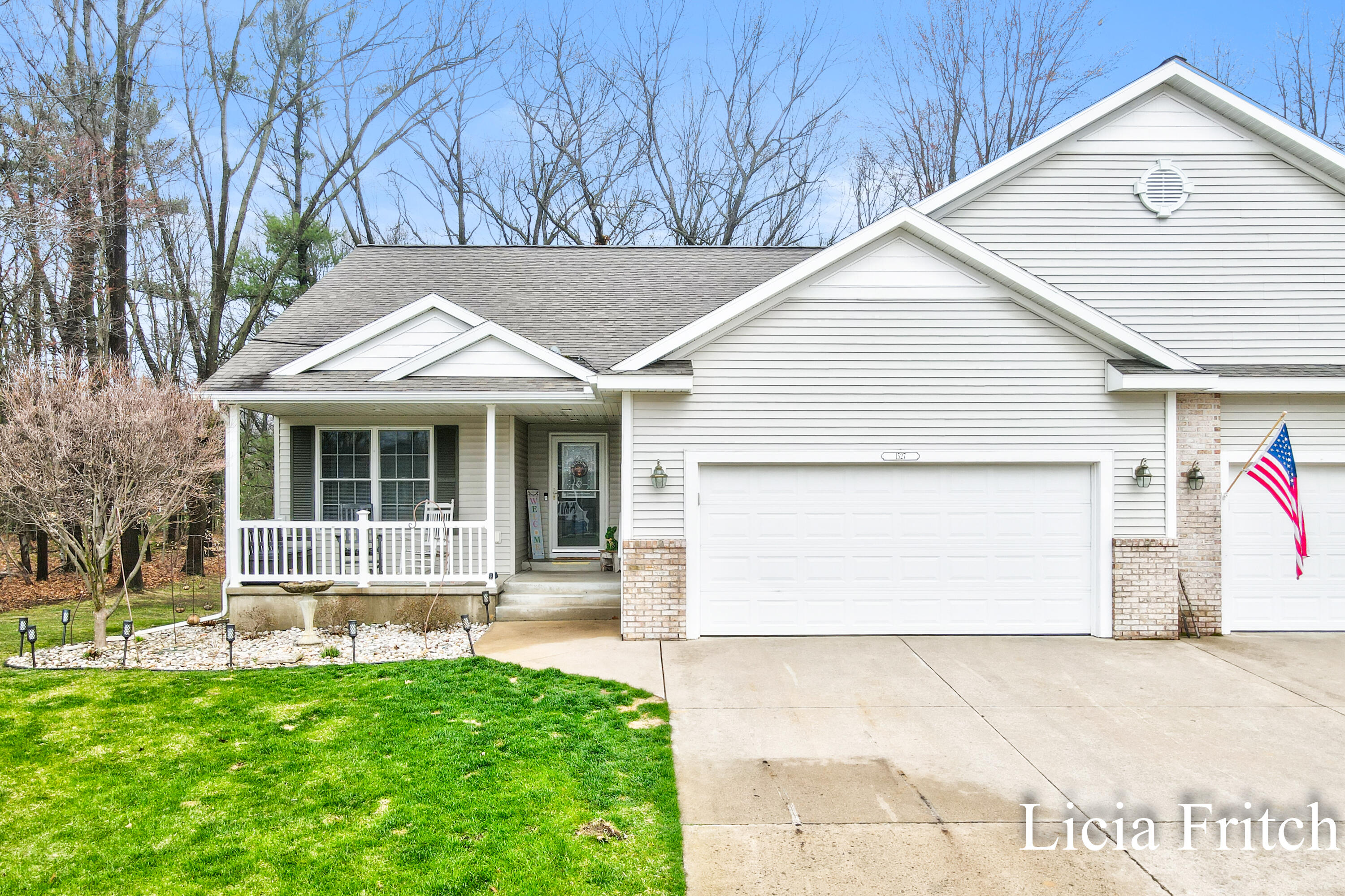 1527 W Addison Way Muskegon MI 49445