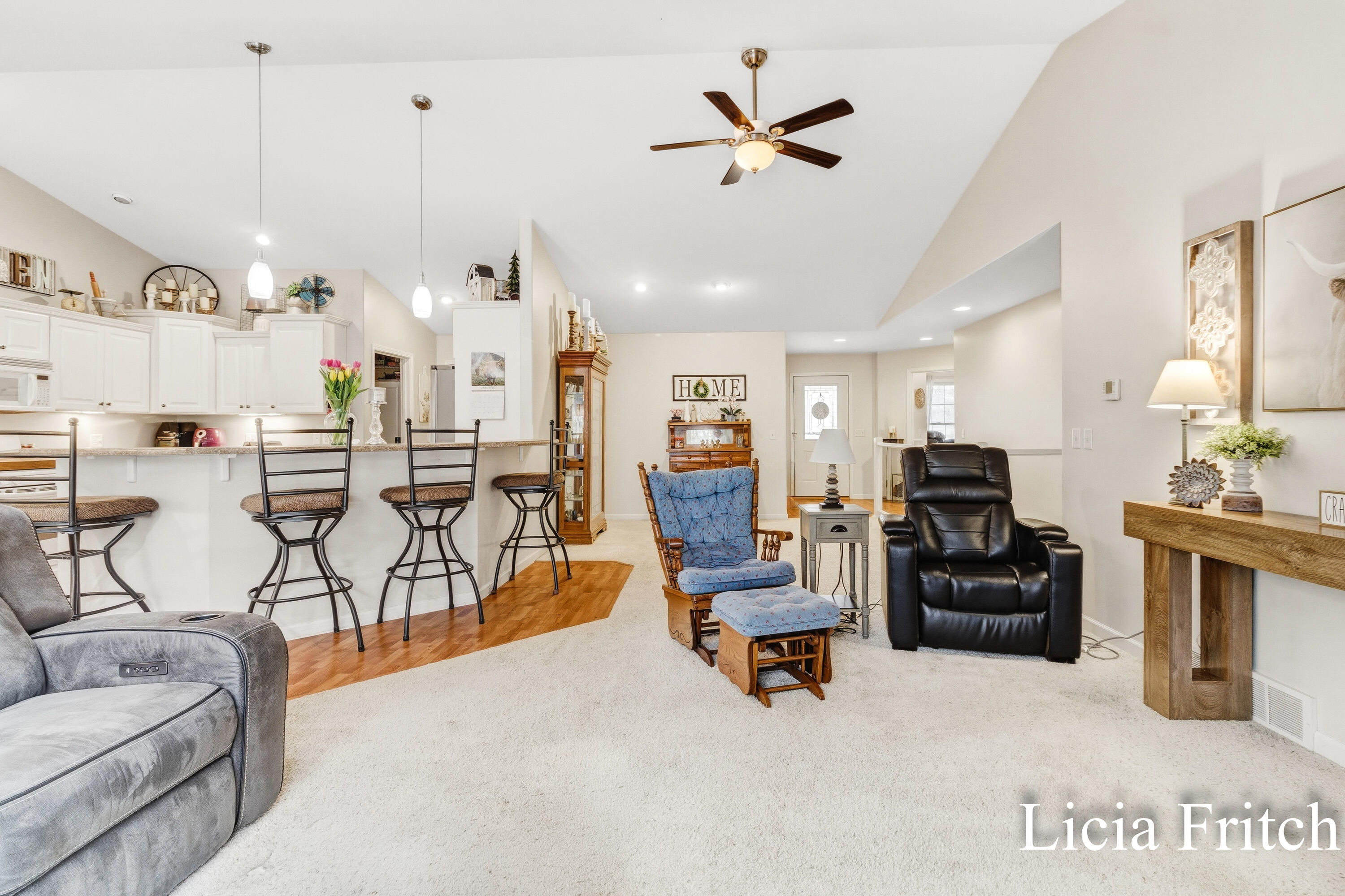 1527 W Addison Way Muskegon MI 49445