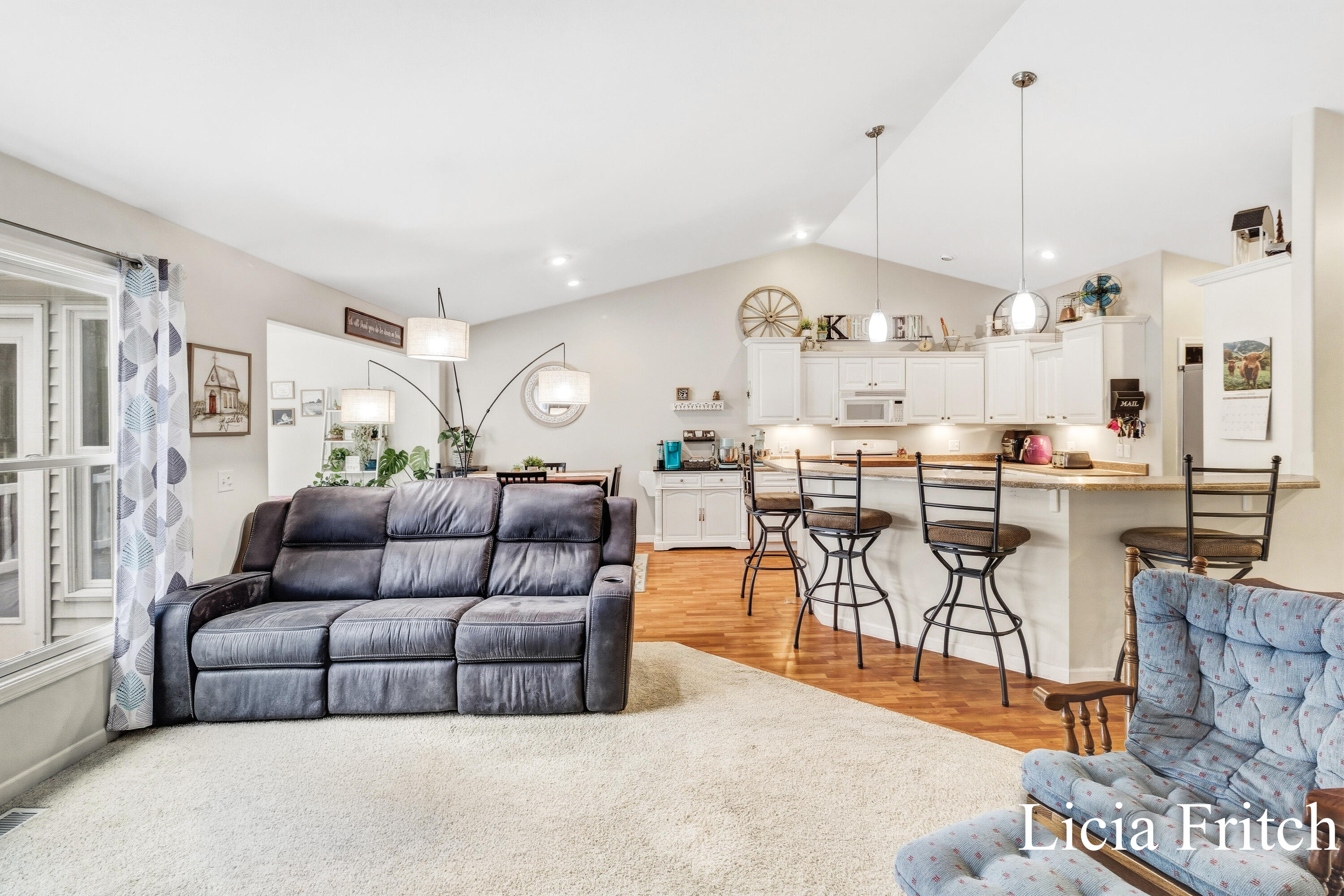 1527 W Addison Way Muskegon MI 49445