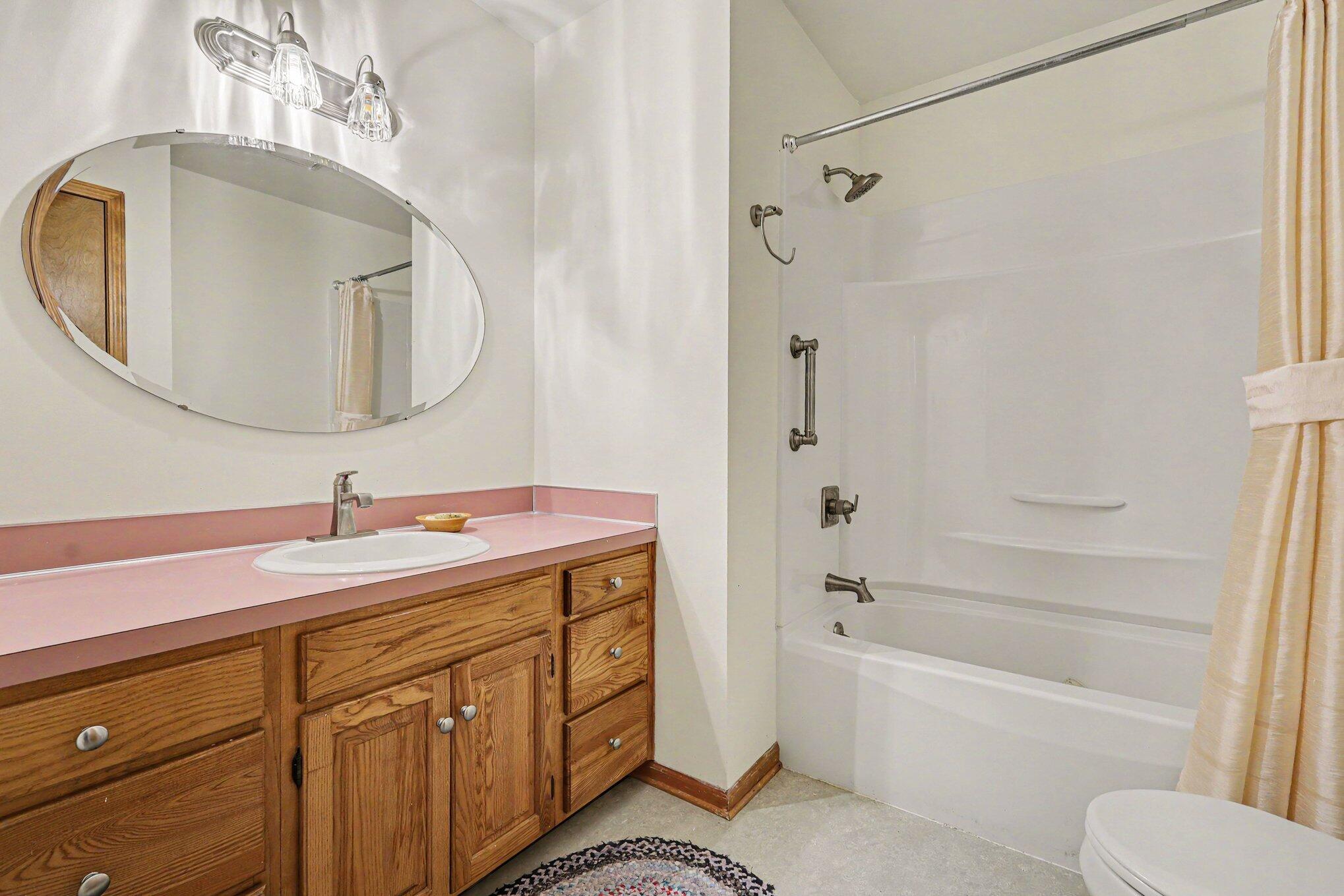 3114 Maple Villa Drive SE Grand Rapids MI 49508