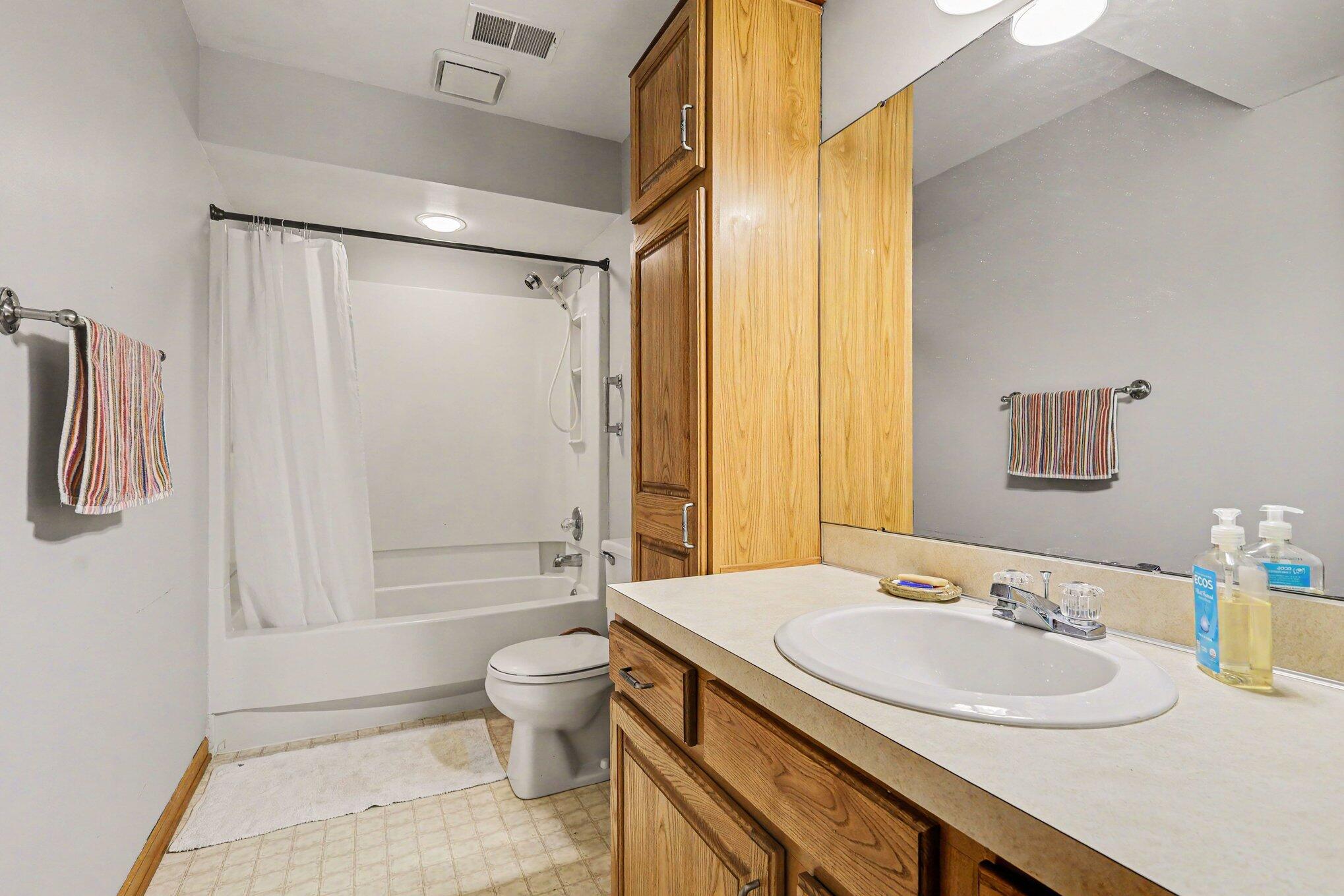 3114 Maple Villa Drive SE Grand Rapids MI 49508