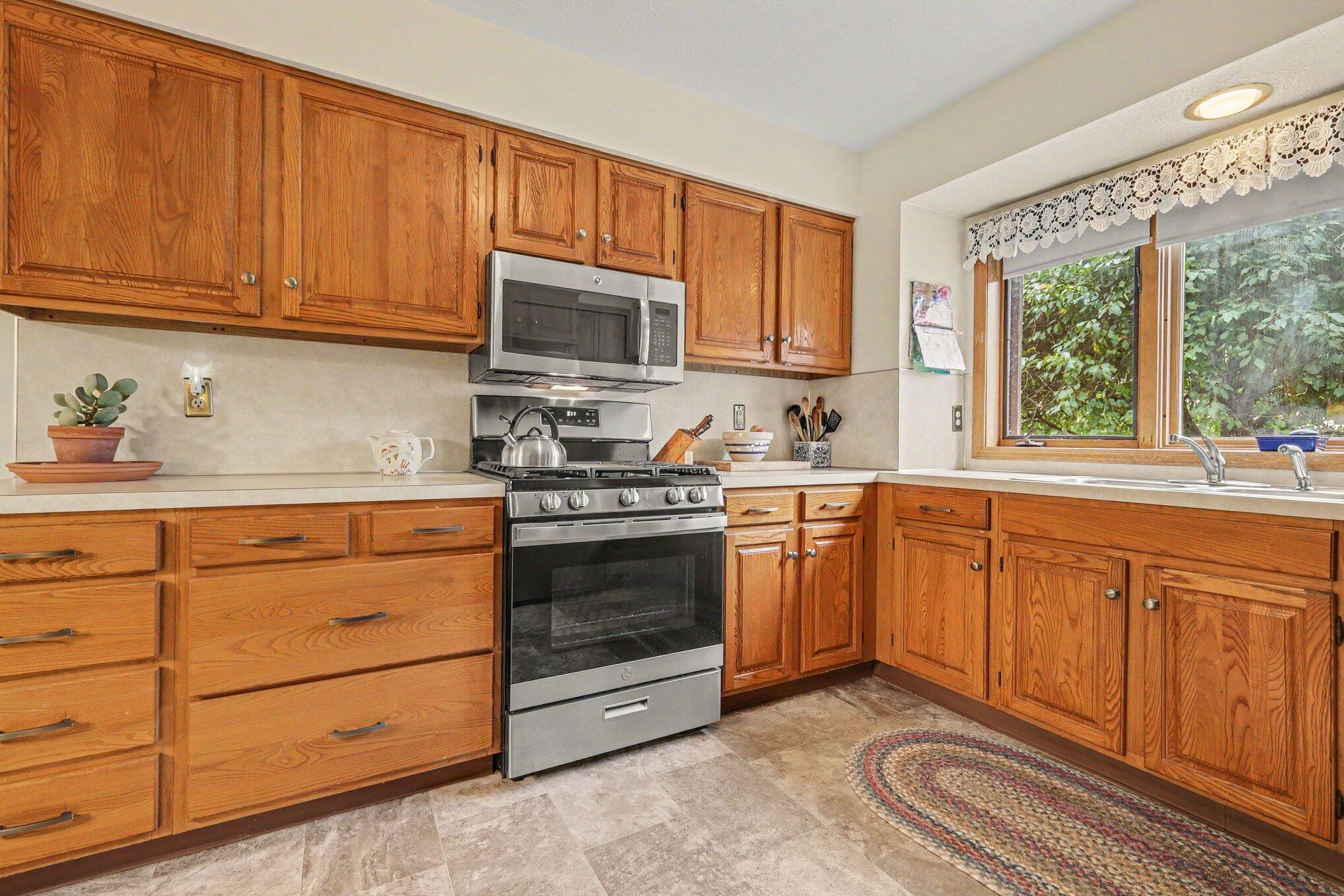 3114 Maple Villa Drive SE Grand Rapids MI 49508