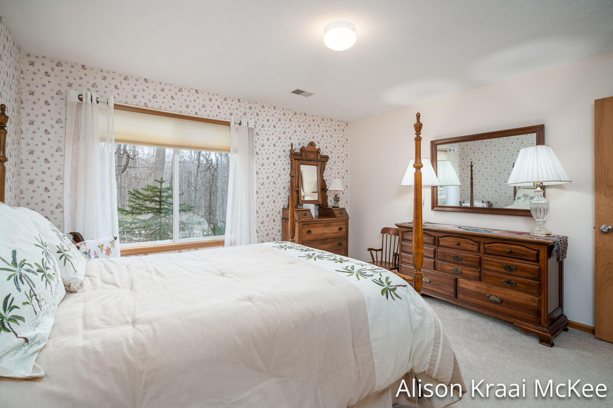 5923 W Lyn Haven Drive SE Grand Rapids MI 49512