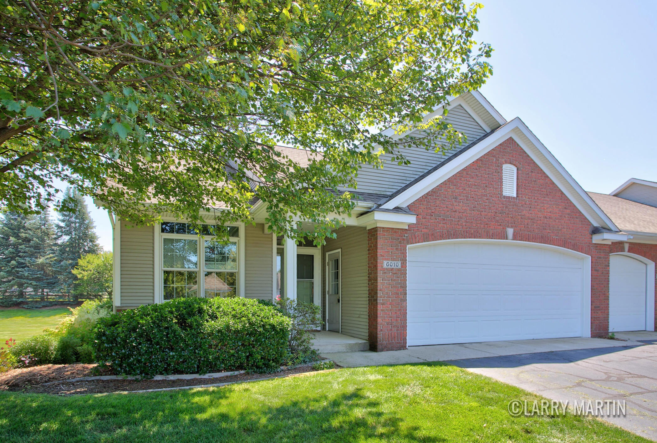 6010 Heritage Meadow Drive Holland MI 49423