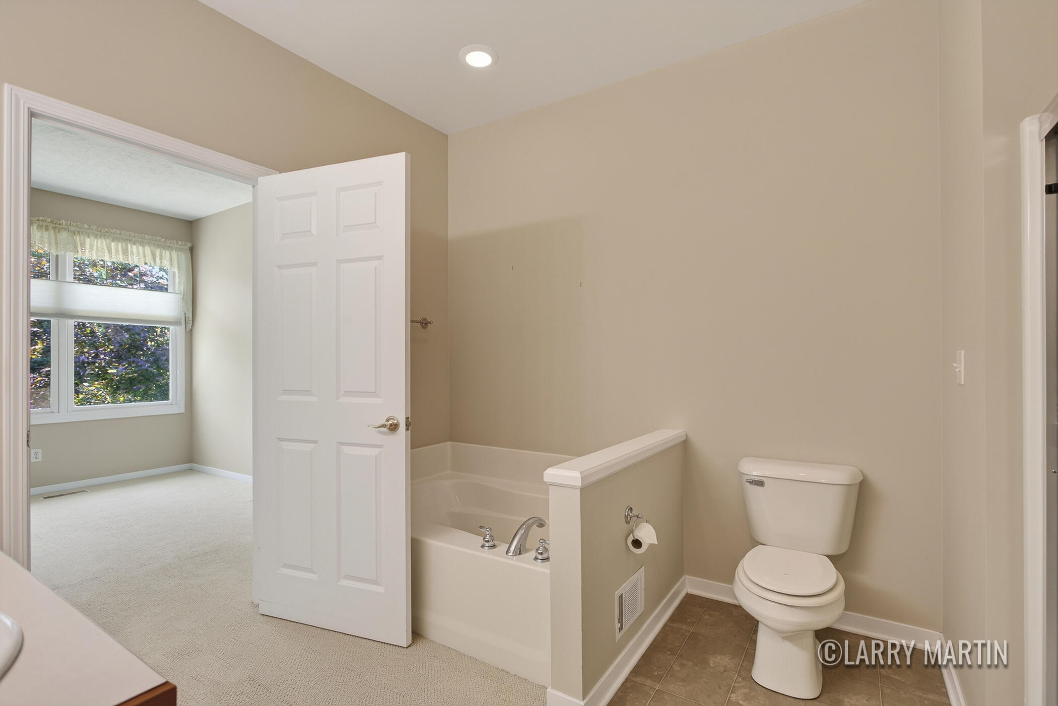 6010 Heritage Meadow Drive Holland MI 49423