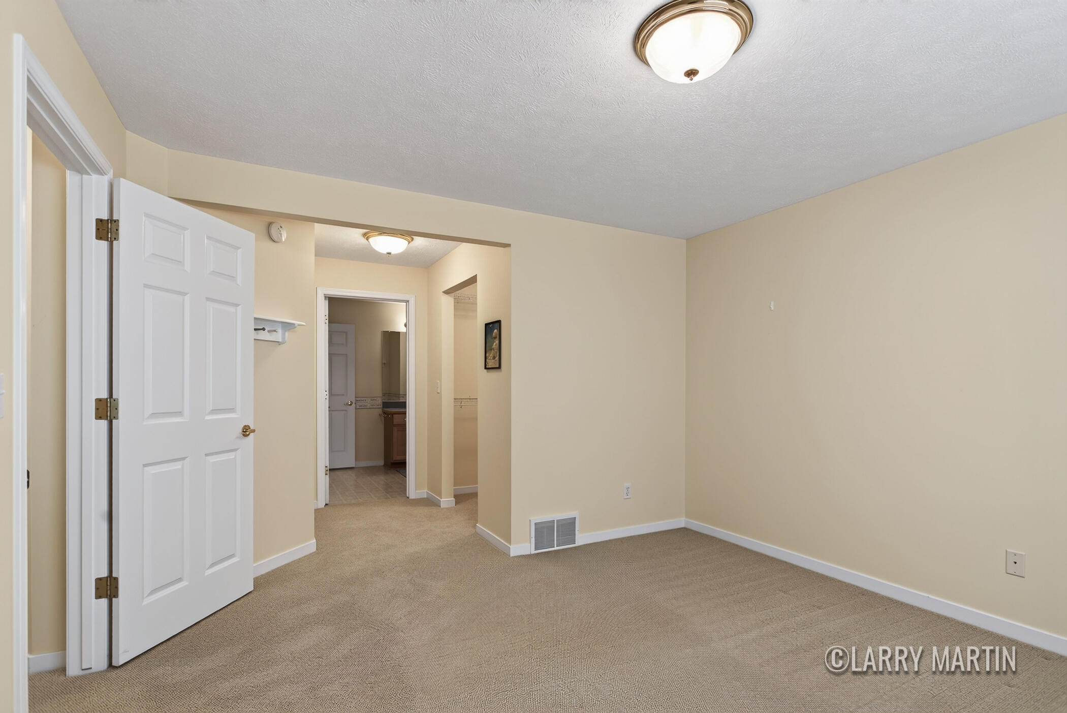 6010 Heritage Meadow Drive Holland MI 49423