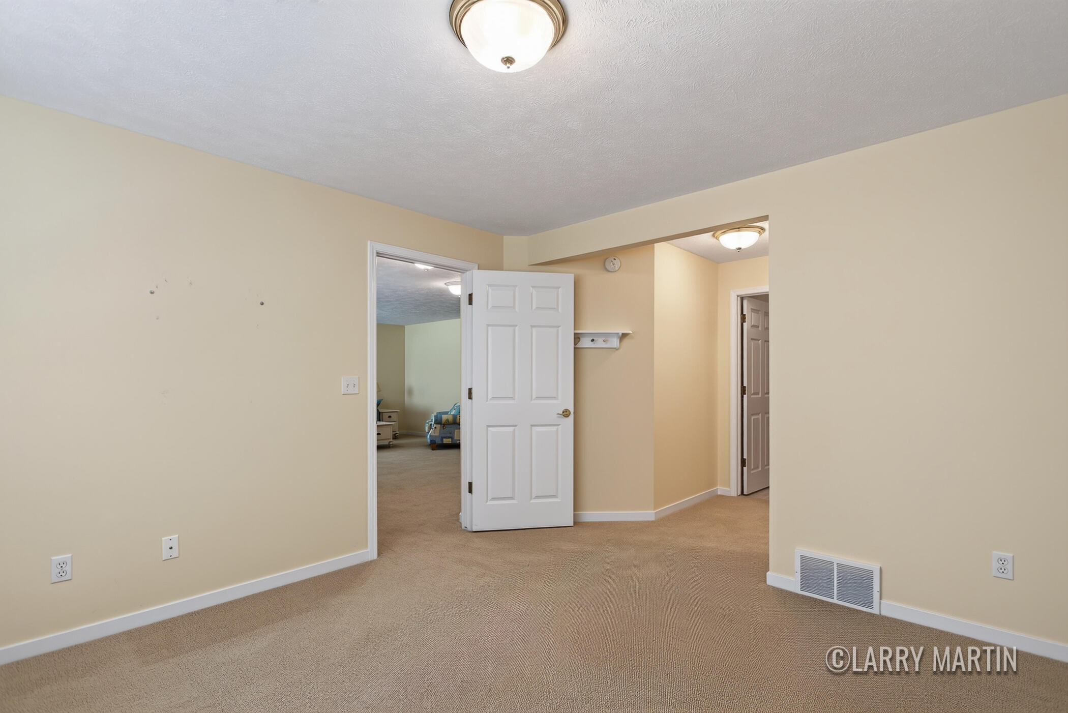 6010 Heritage Meadow Drive Holland MI 49423