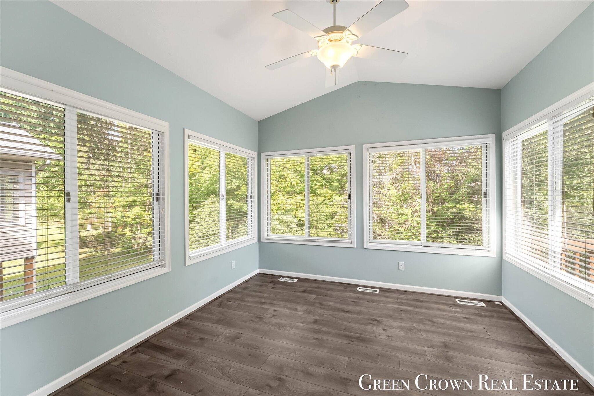 1100 Barrington NW Grand Rapids MI 49534