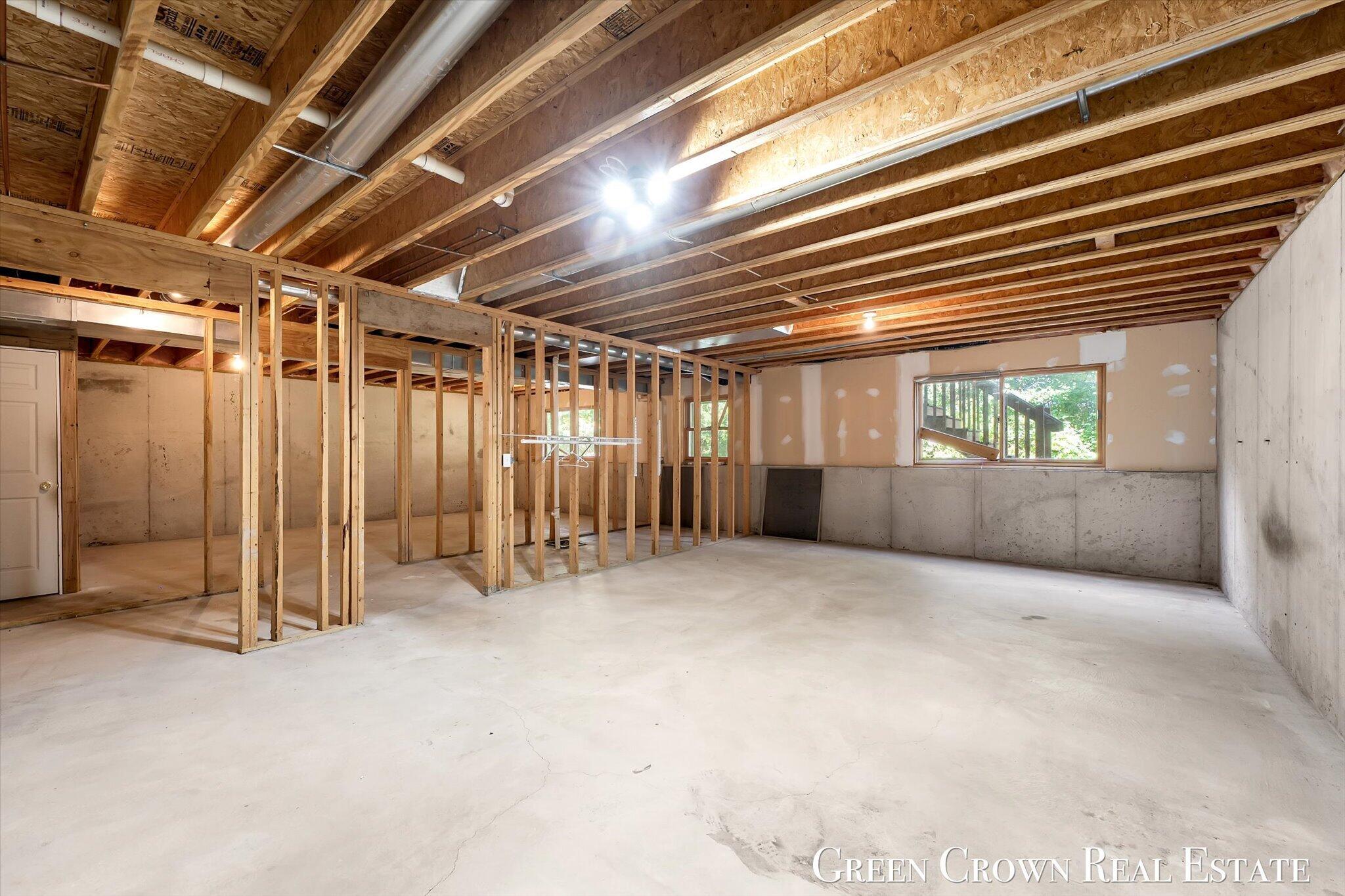 1100 Barrington NW Grand Rapids MI 49534