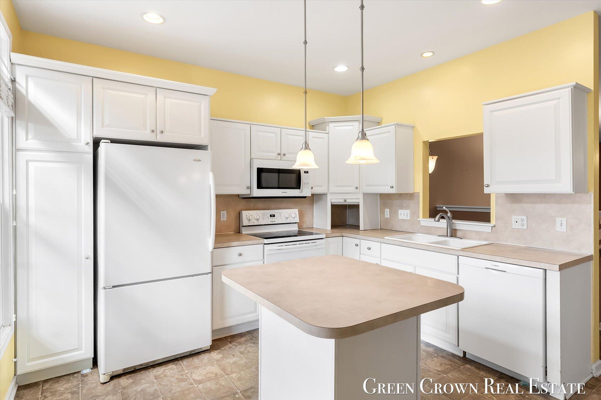1100 Barrington NW Grand Rapids MI 49534