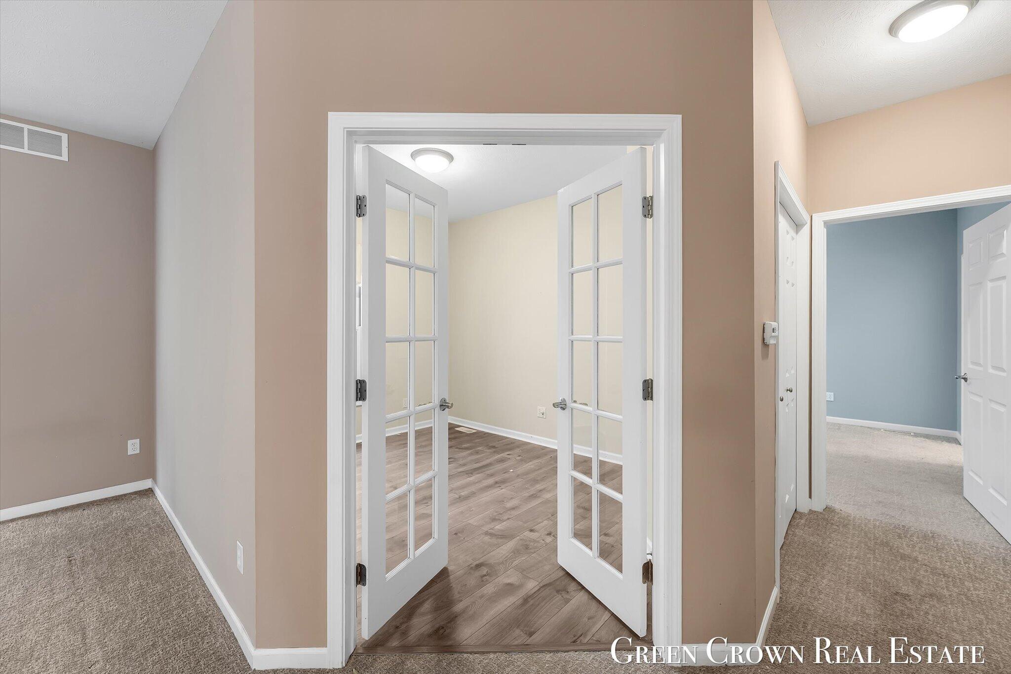 1100 Barrington NW Grand Rapids MI 49534