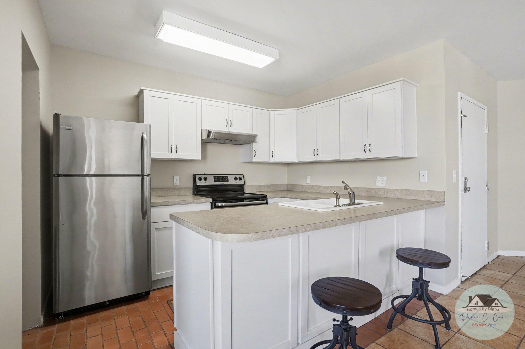 297 W Clay Avenue Muskegon MI 49440
