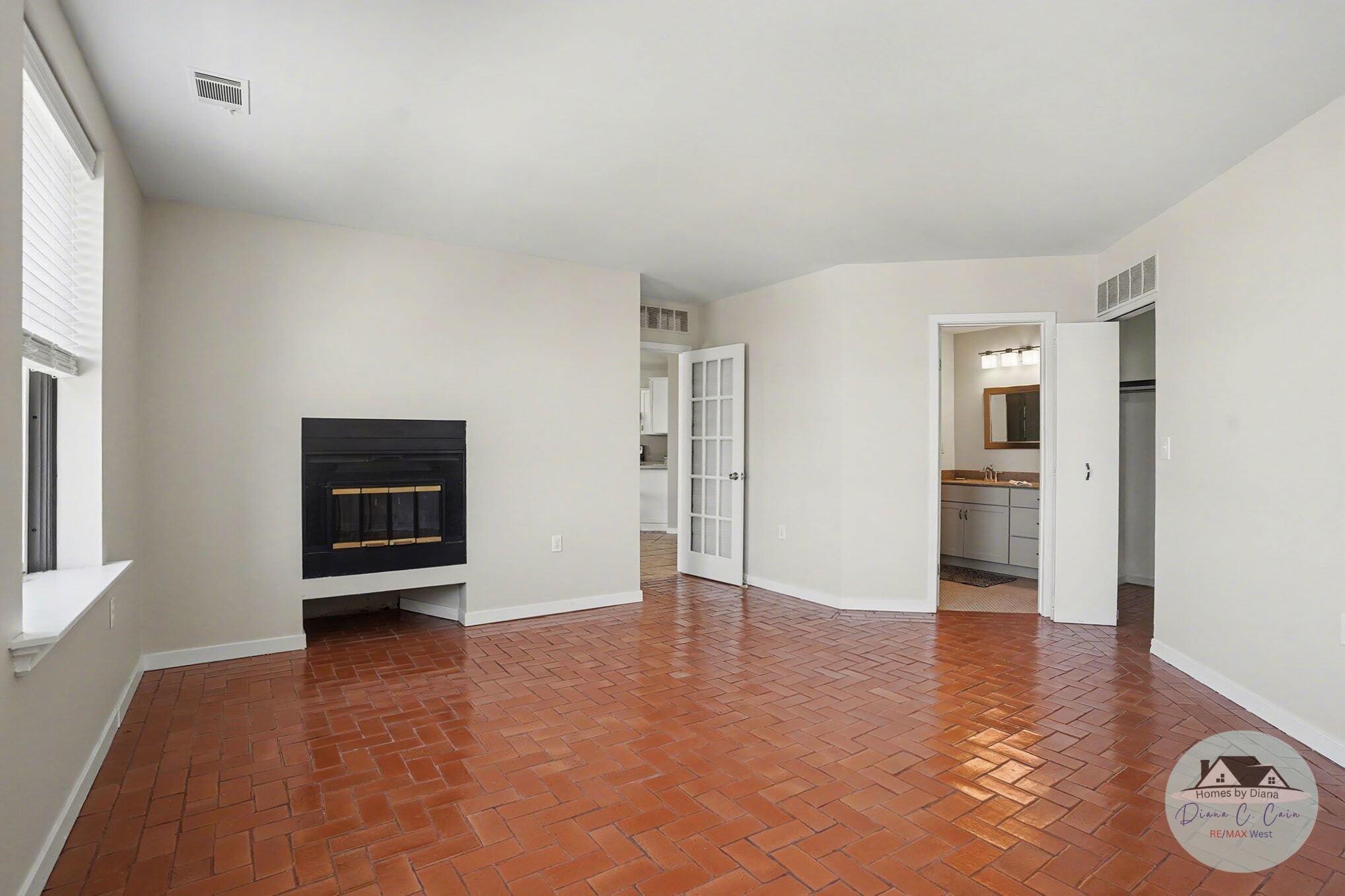 297 W Clay Avenue Muskegon MI 49440