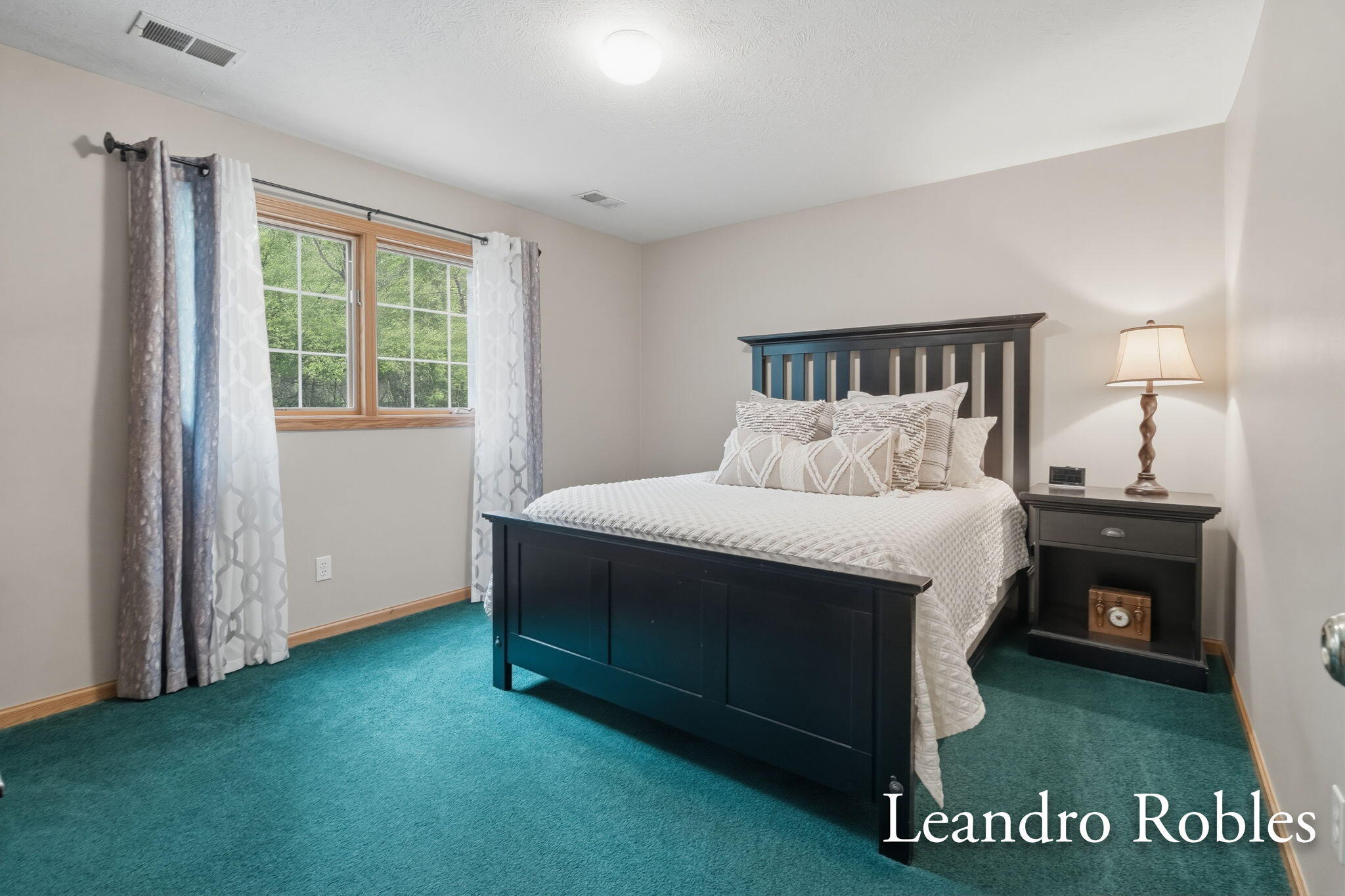2027 Krislin Drive NE Grand Rapids MI 49505