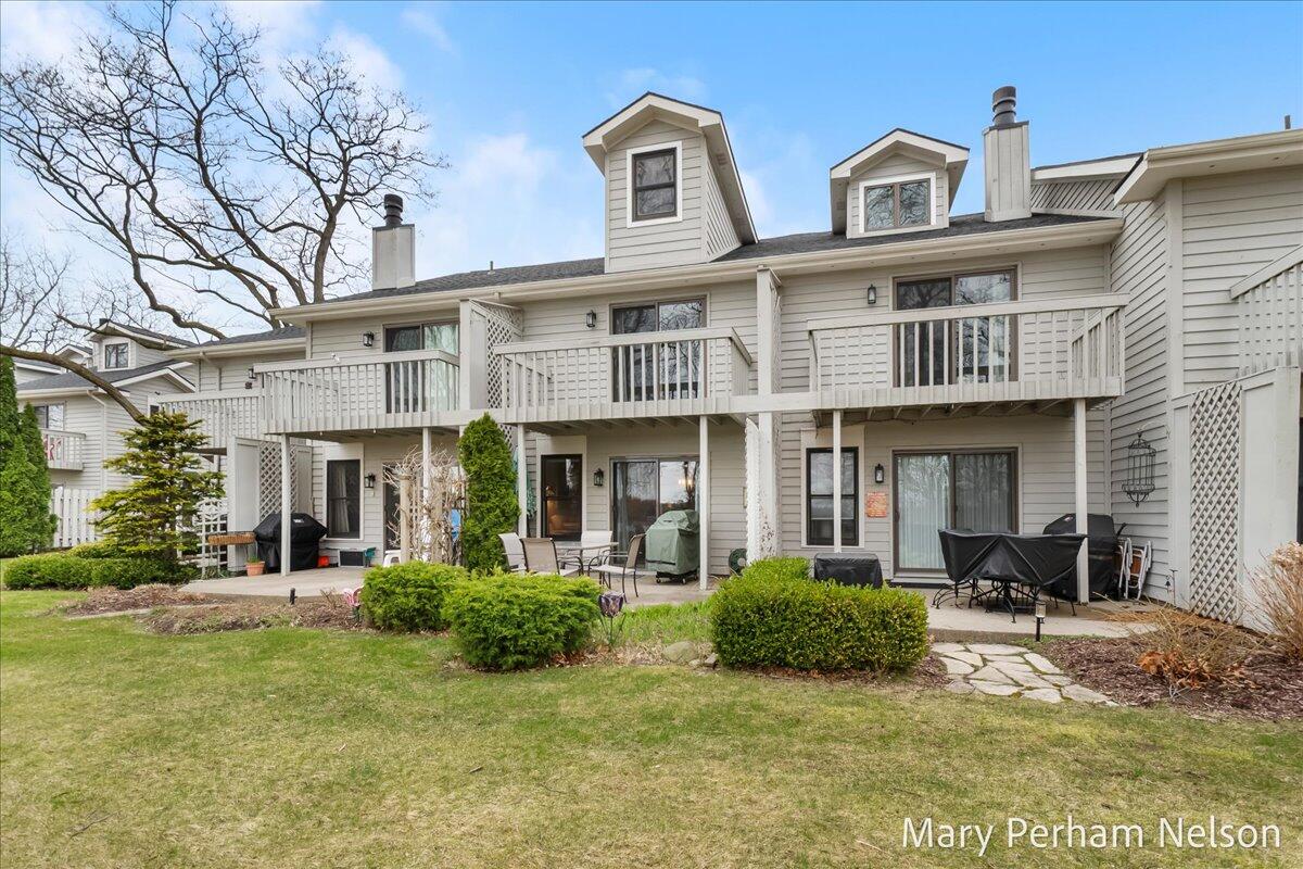 124 Elizabeth Street Saugatuck MI 49453