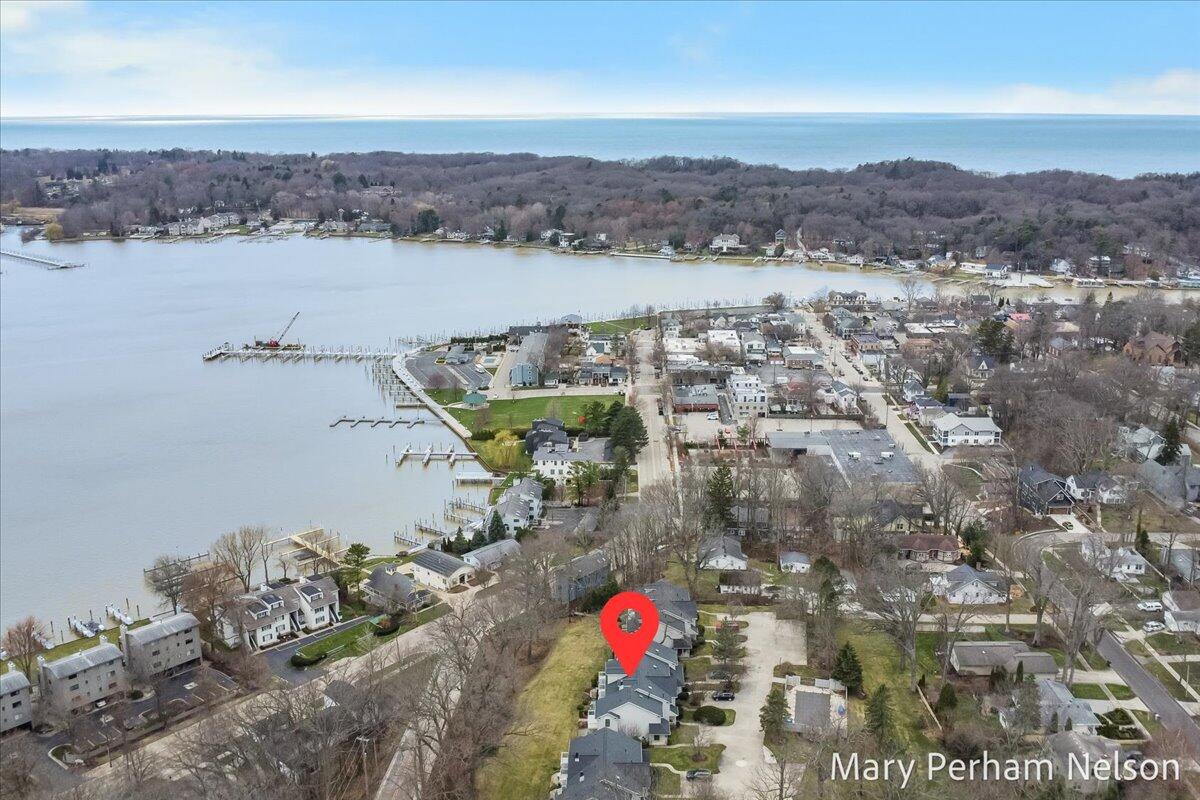 124 Elizabeth Street Saugatuck MI 49453