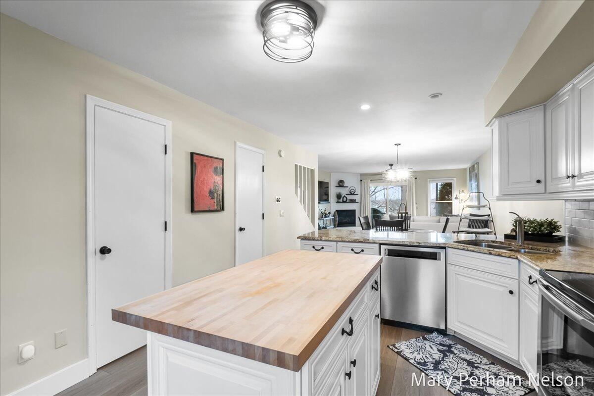 124 Elizabeth Street Saugatuck MI 49453