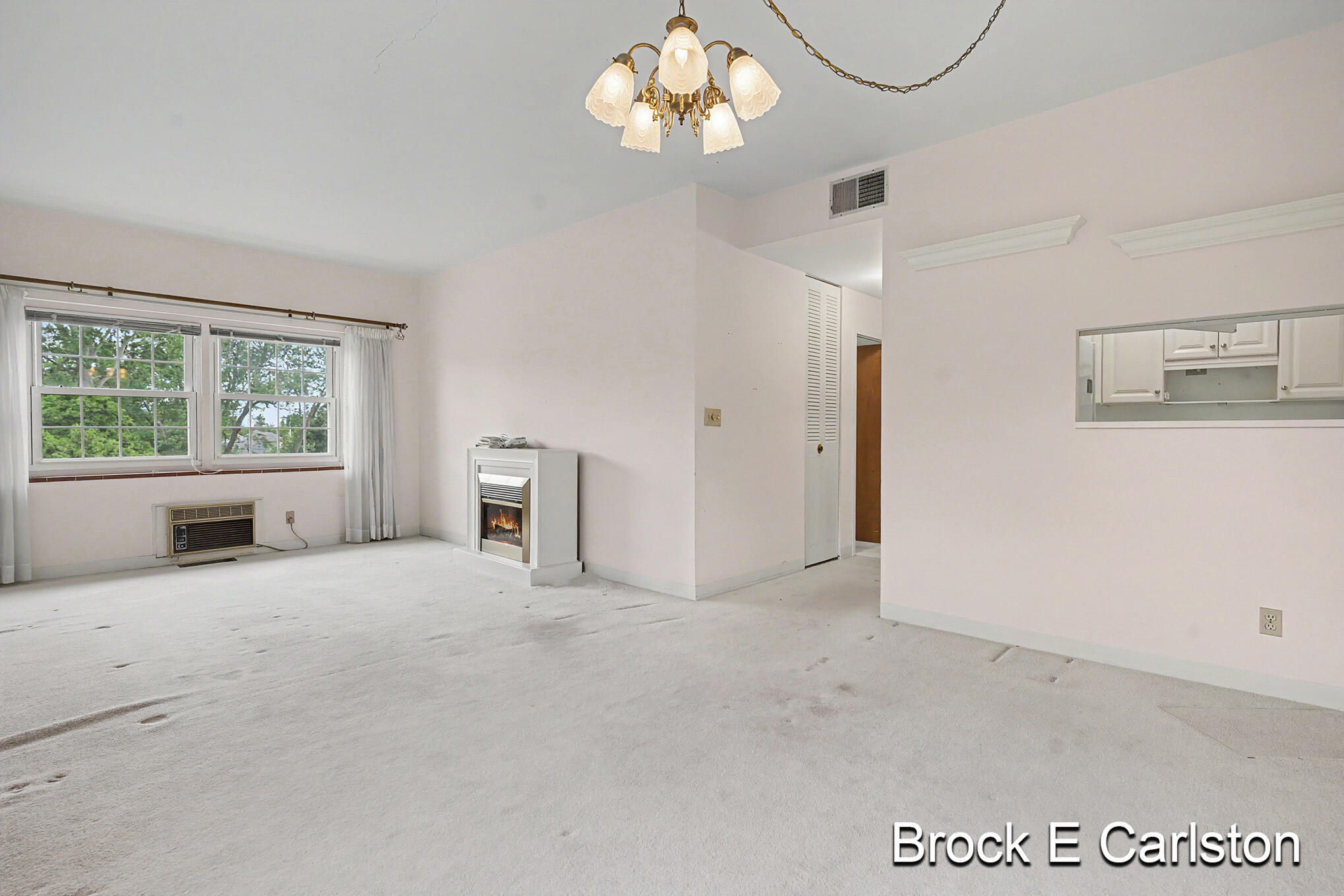 1249 Lakeshore Drive Muskegon MI 49441