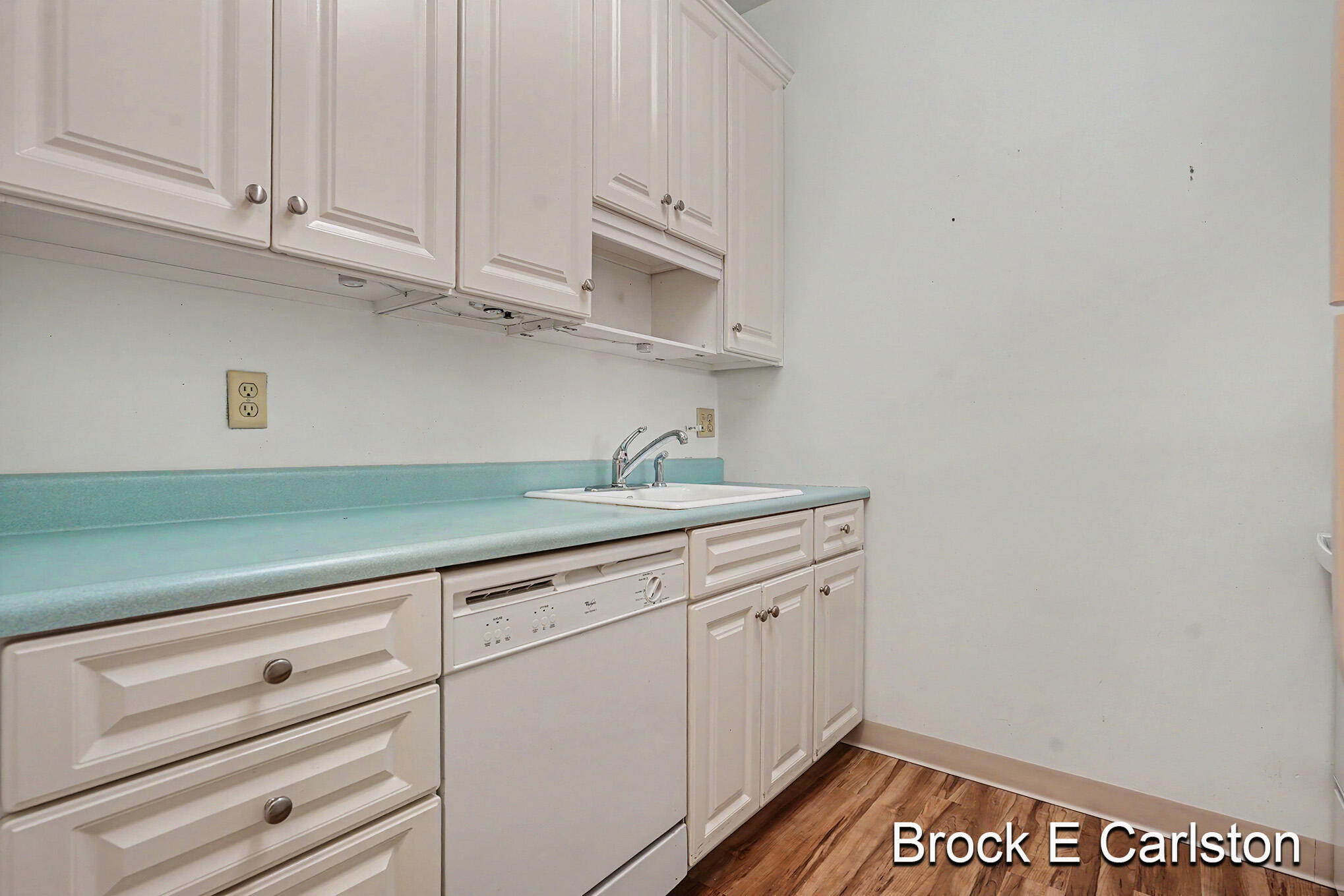 1249 Lakeshore Drive Muskegon MI 49441