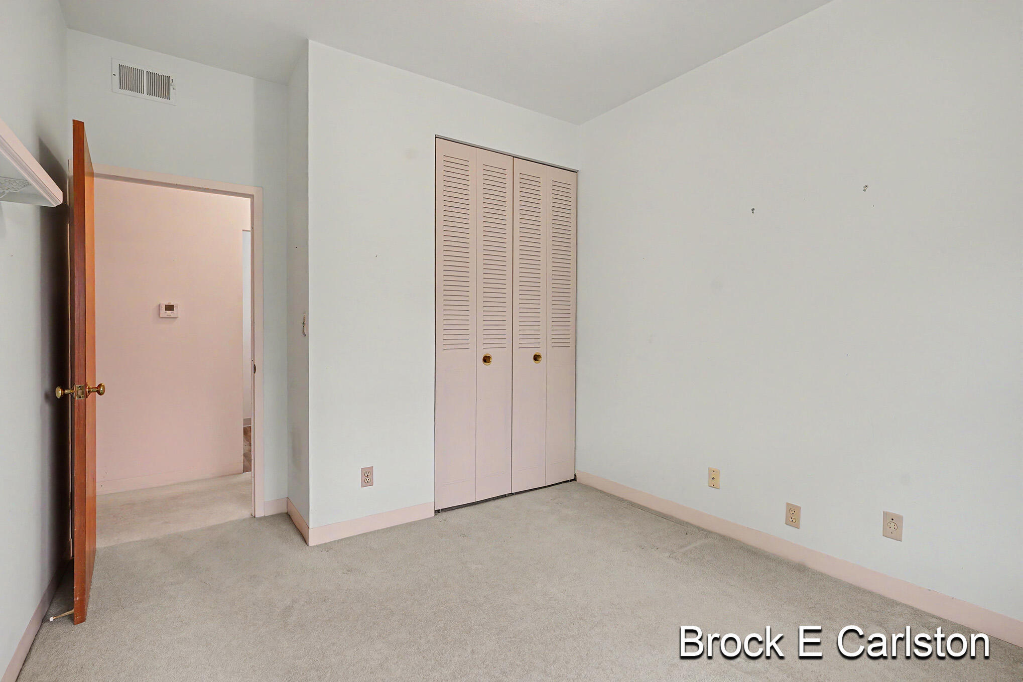 1249 Lakeshore Drive Muskegon MI 49441