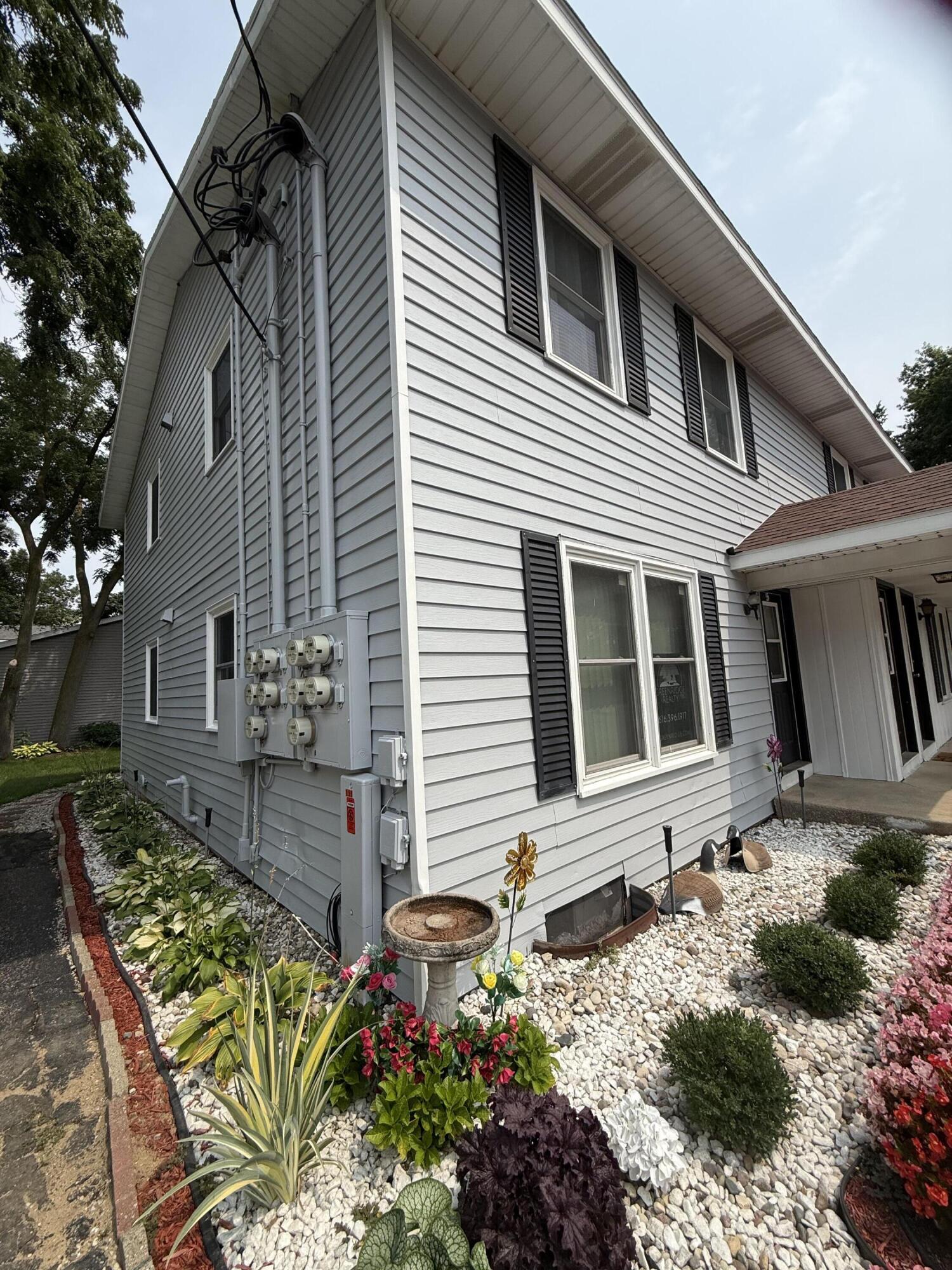 199 E 34th Street Holland MI 49423