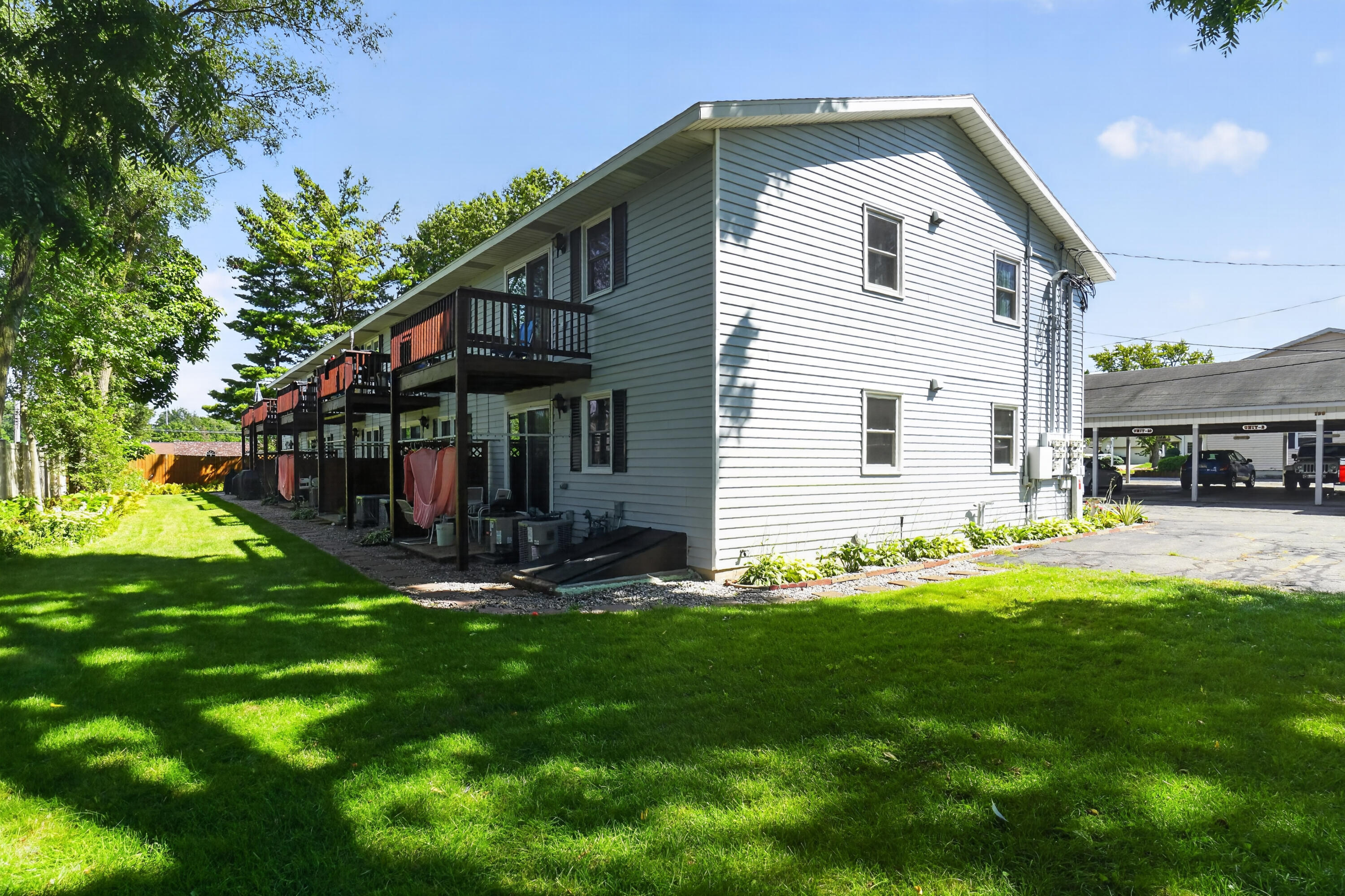 199 E 34th Street Holland MI 49423