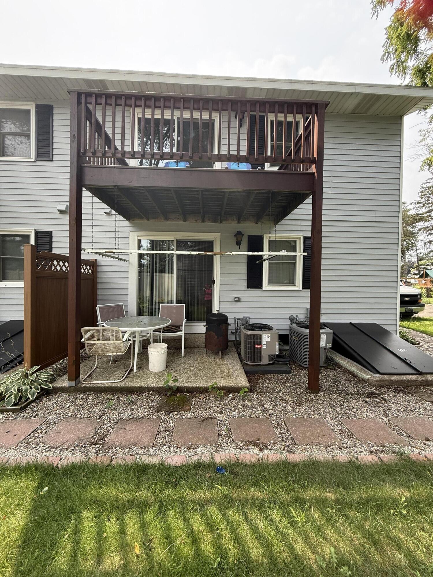199 E 34th Street Holland MI 49423