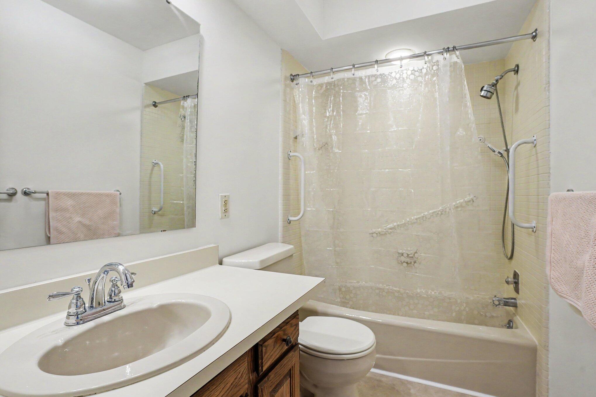 106 Merriweather Lane Kalamazoo MI 49006