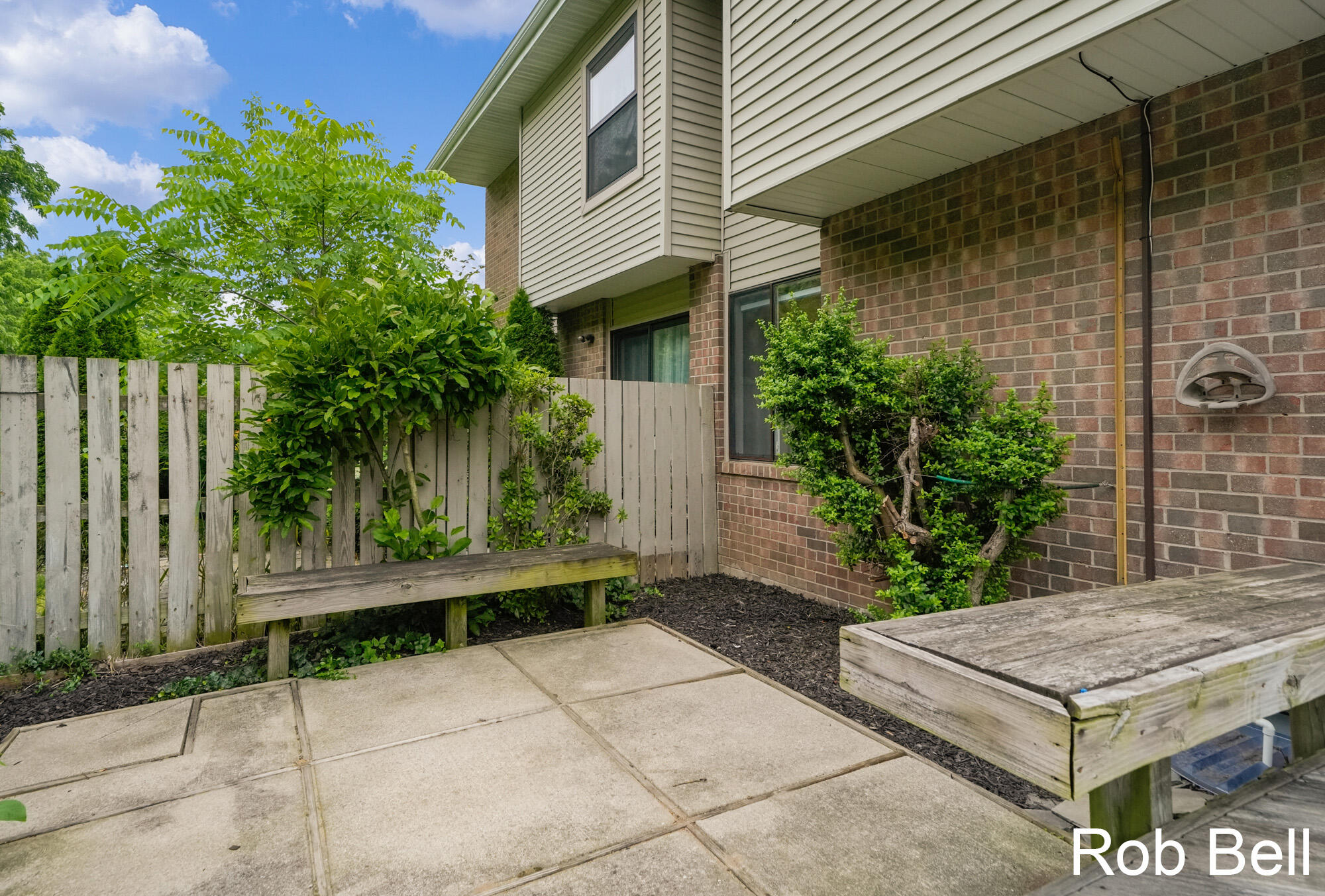 6223 Acropolis Drive SE Grand Rapids MI 49546