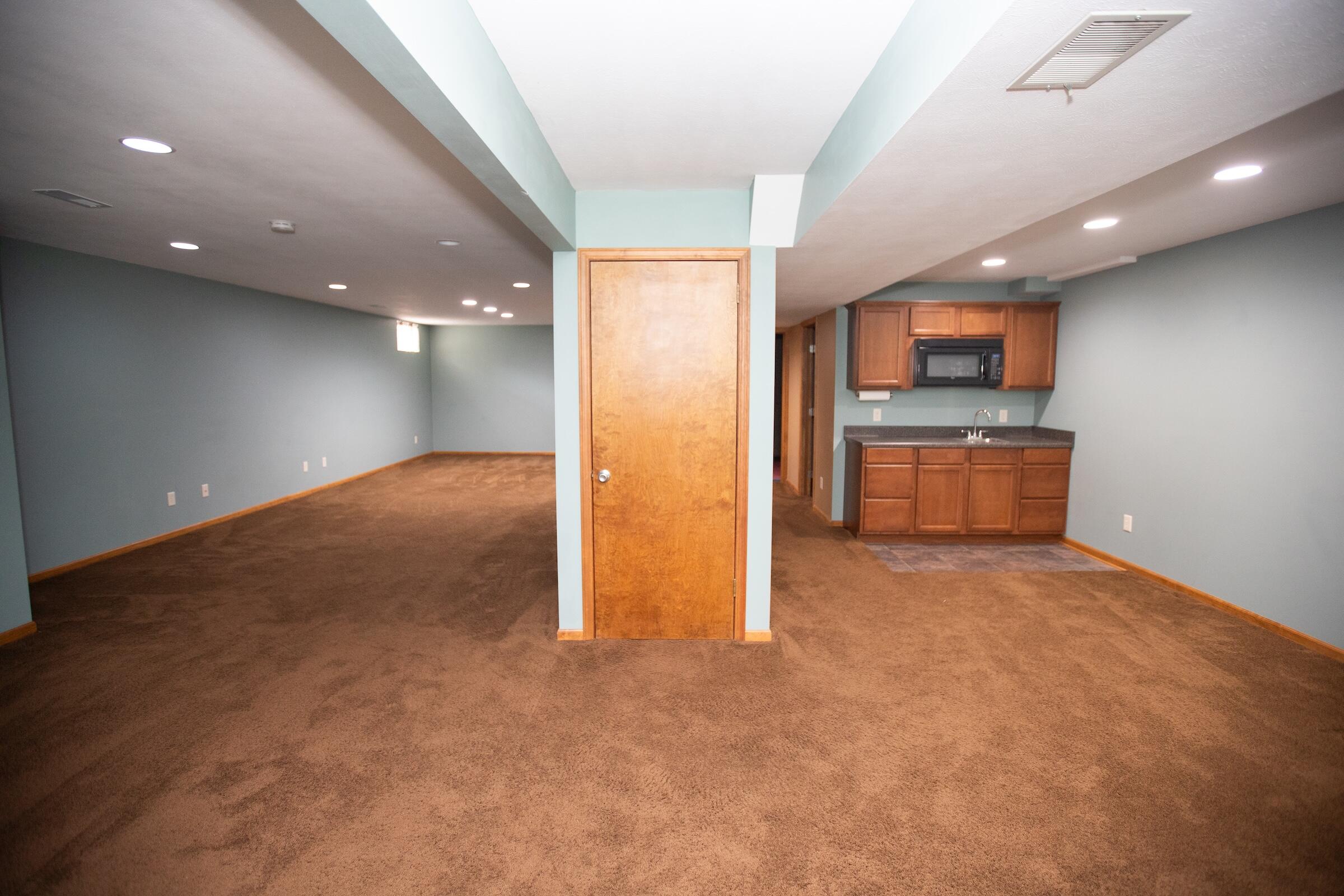 2172 Wildfield Drive NE Grand Rapids MI 49505