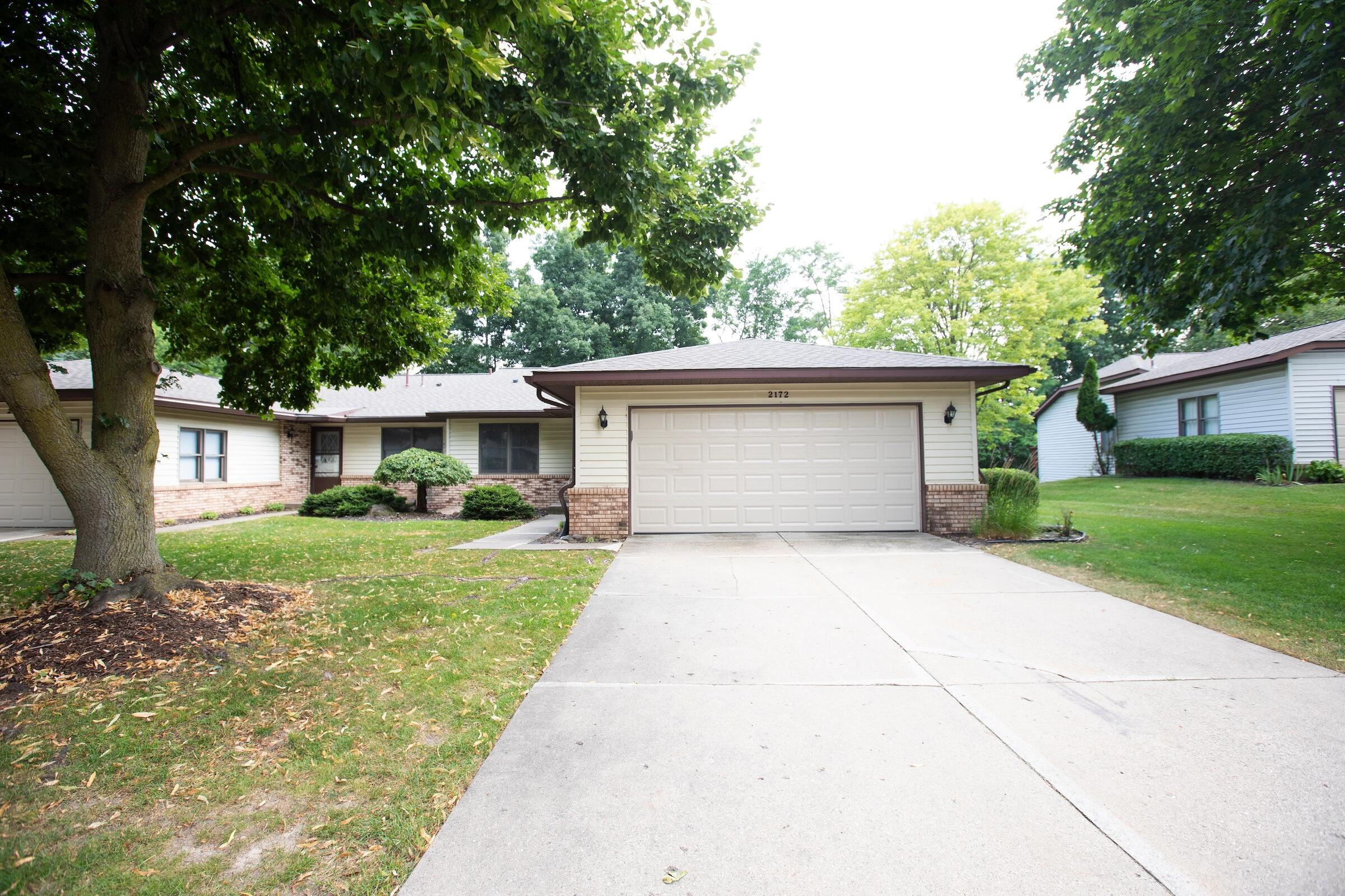 2172 Wildfield Drive NE Grand Rapids MI 49505