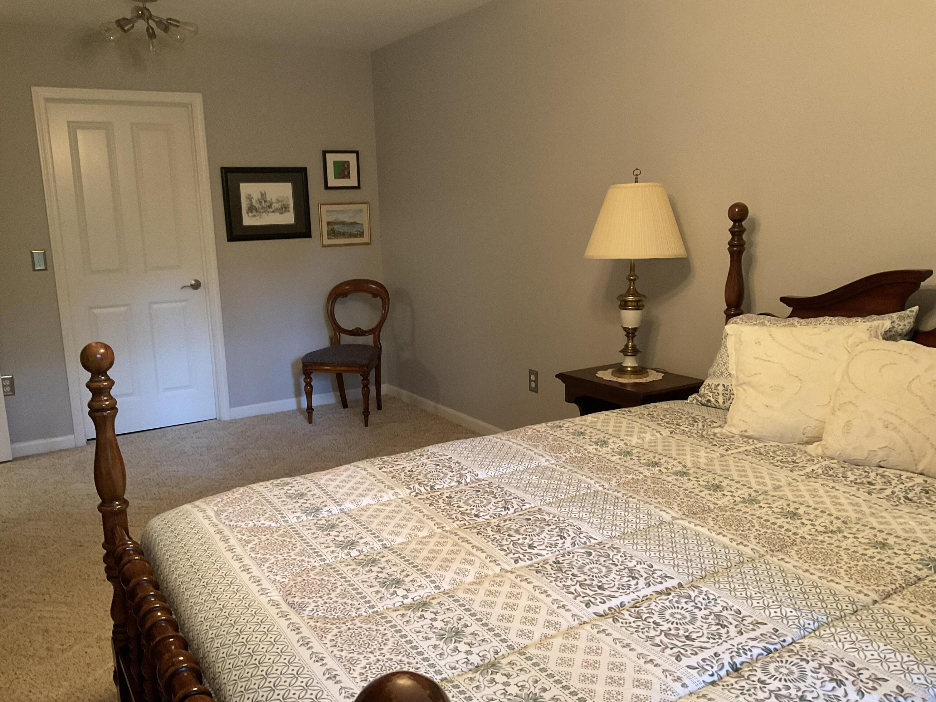 2554 Forest Hill Avenue SE Grand Rapids MI 49546