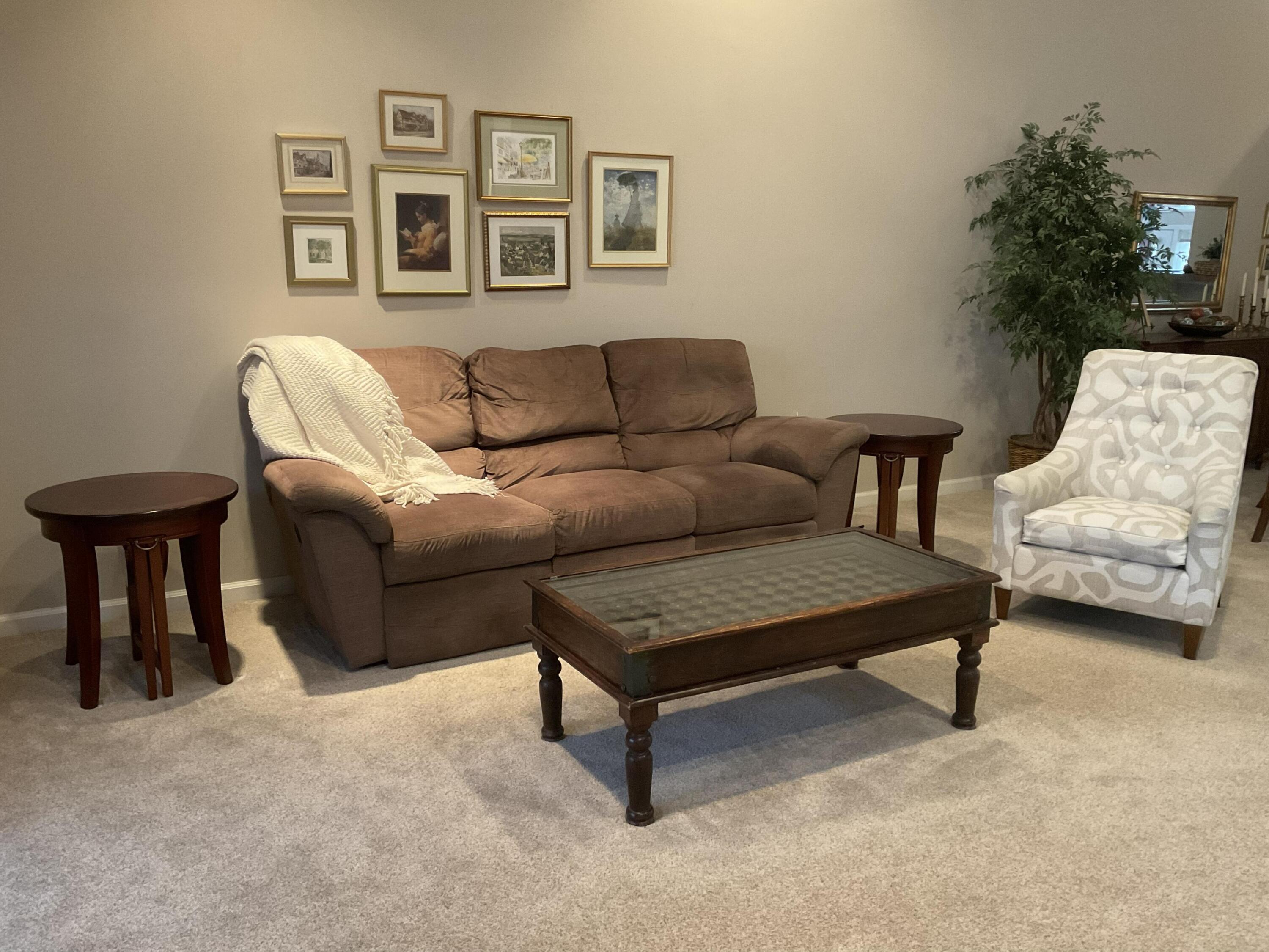 2554 Forest Hill Avenue SE Grand Rapids MI 49546