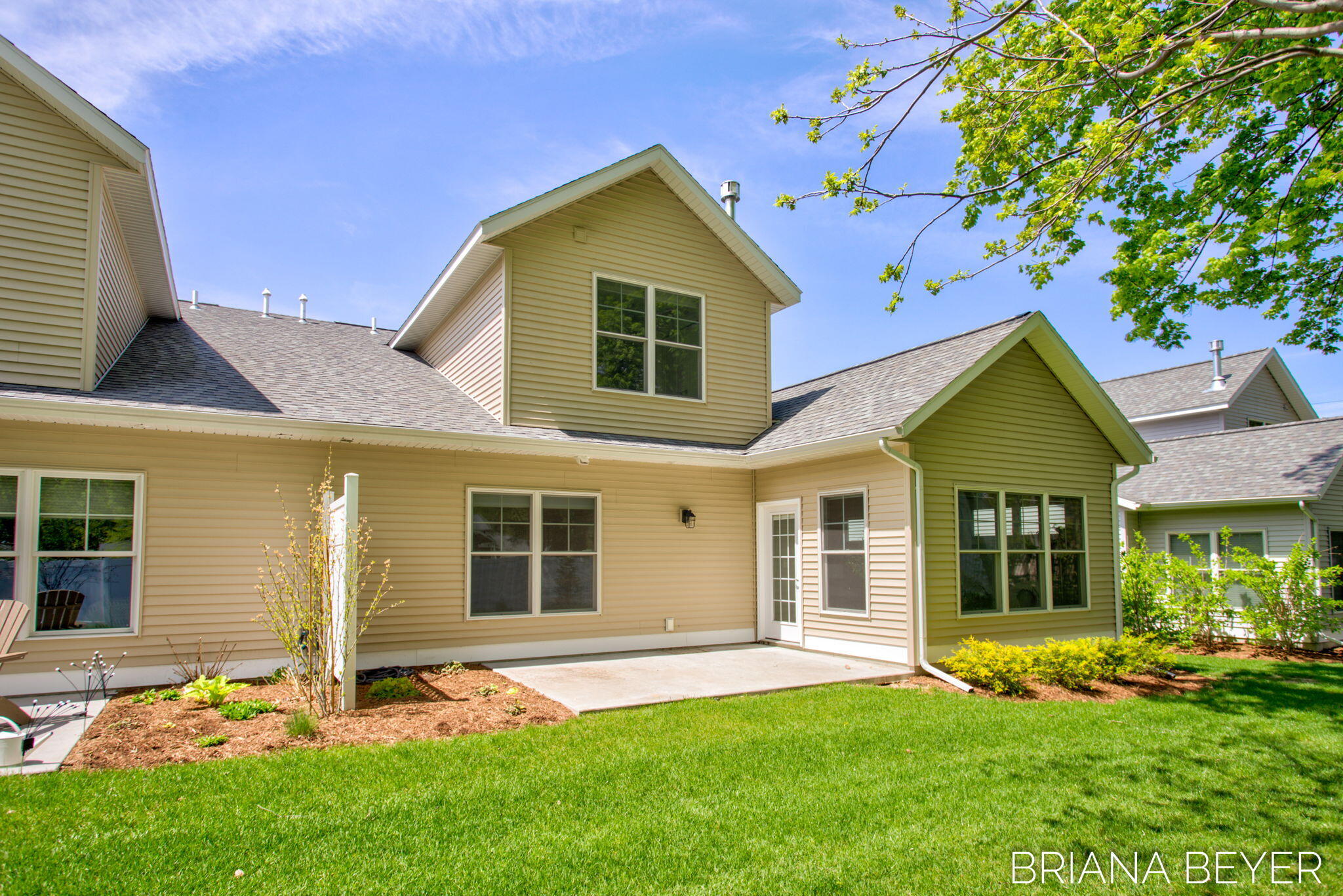 1003 Maplewood Court Holland MI 49423