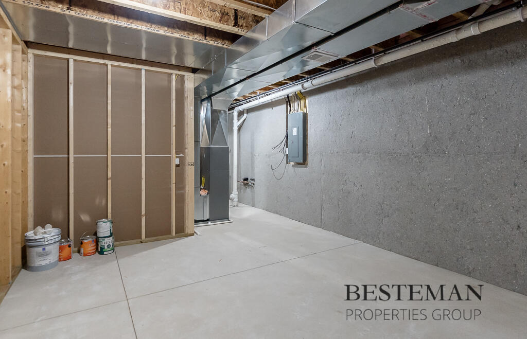 1516 W Addison Way Muskegon MI 49445