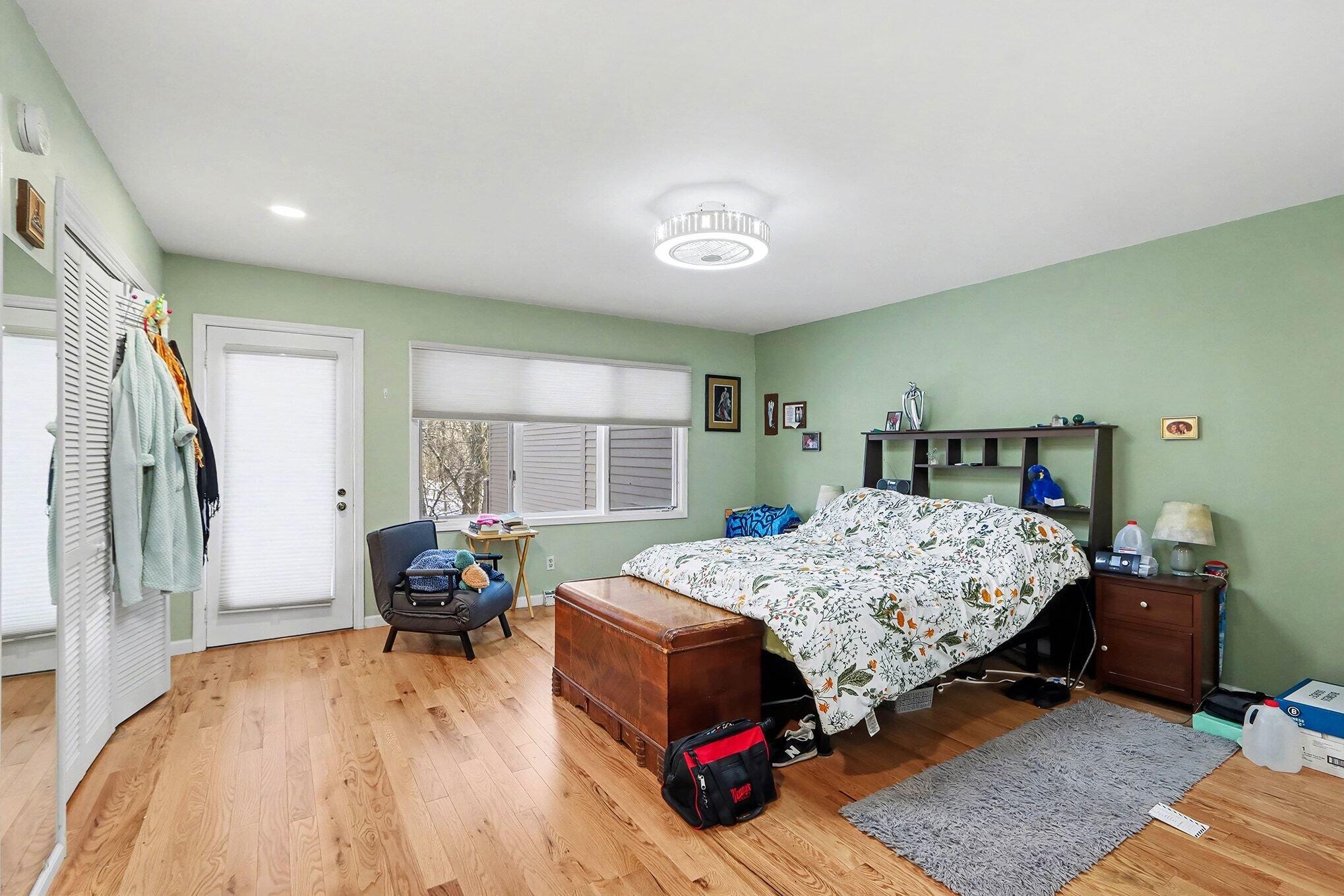 1008 Cohasset Lane Kalamazoo MI 49008