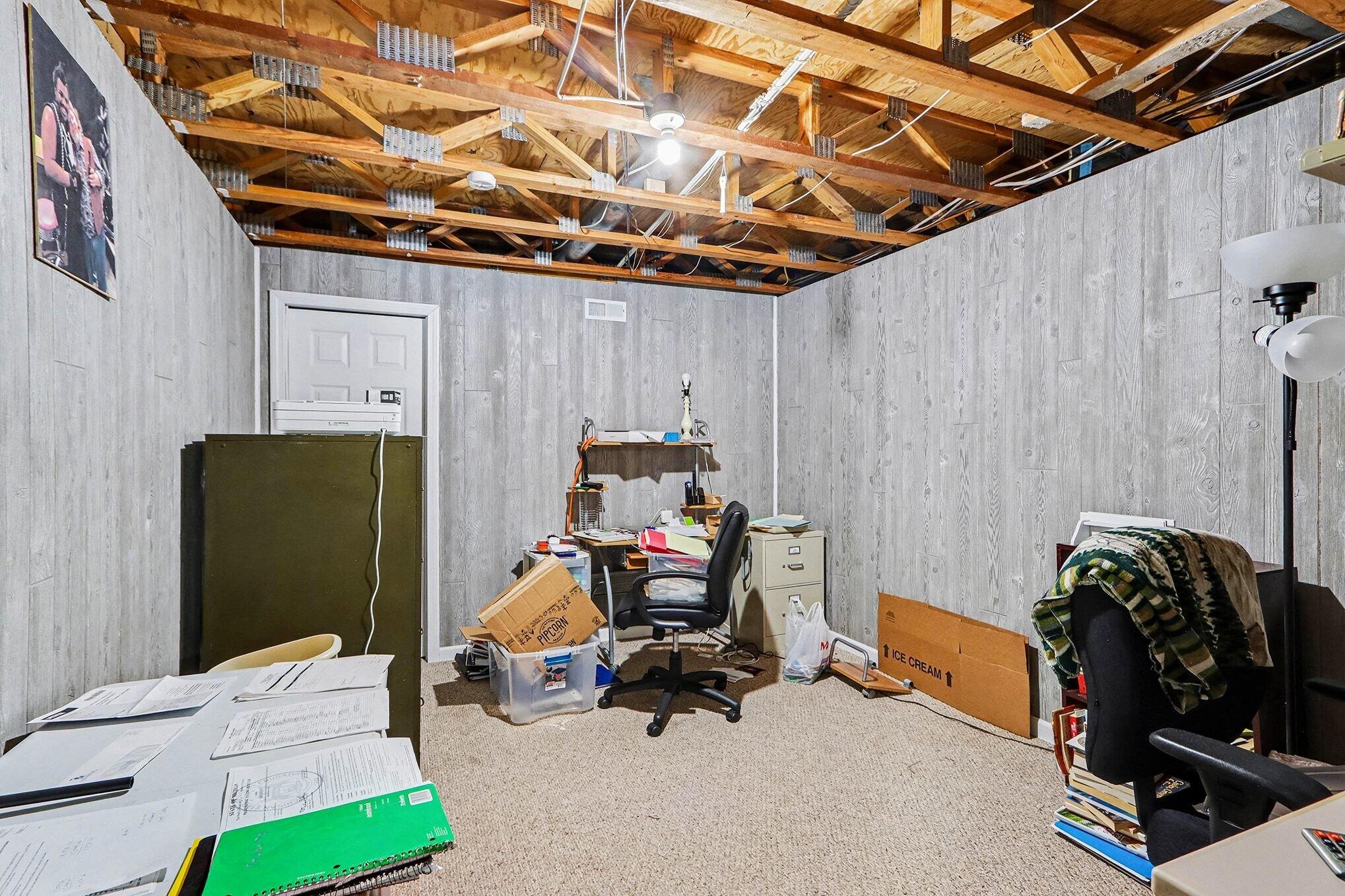 1008 Cohasset Lane Kalamazoo MI 49008