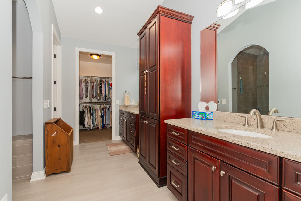 8904 Oakland Hills Circle Portage MI 49024